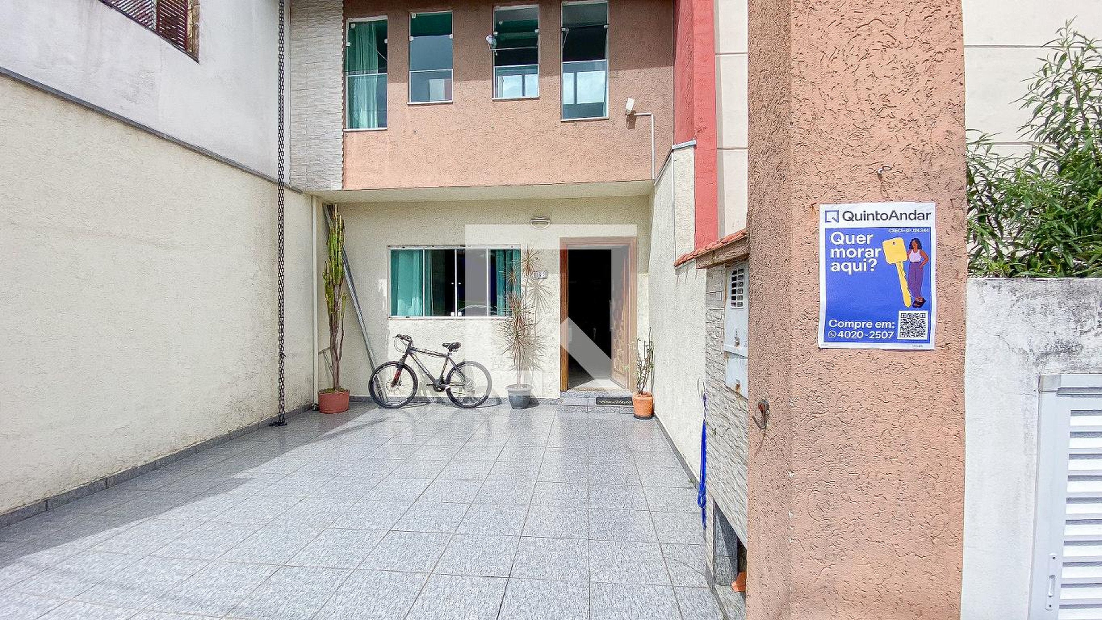 Fachada Condomínio em Rua Antonio Damo, 169