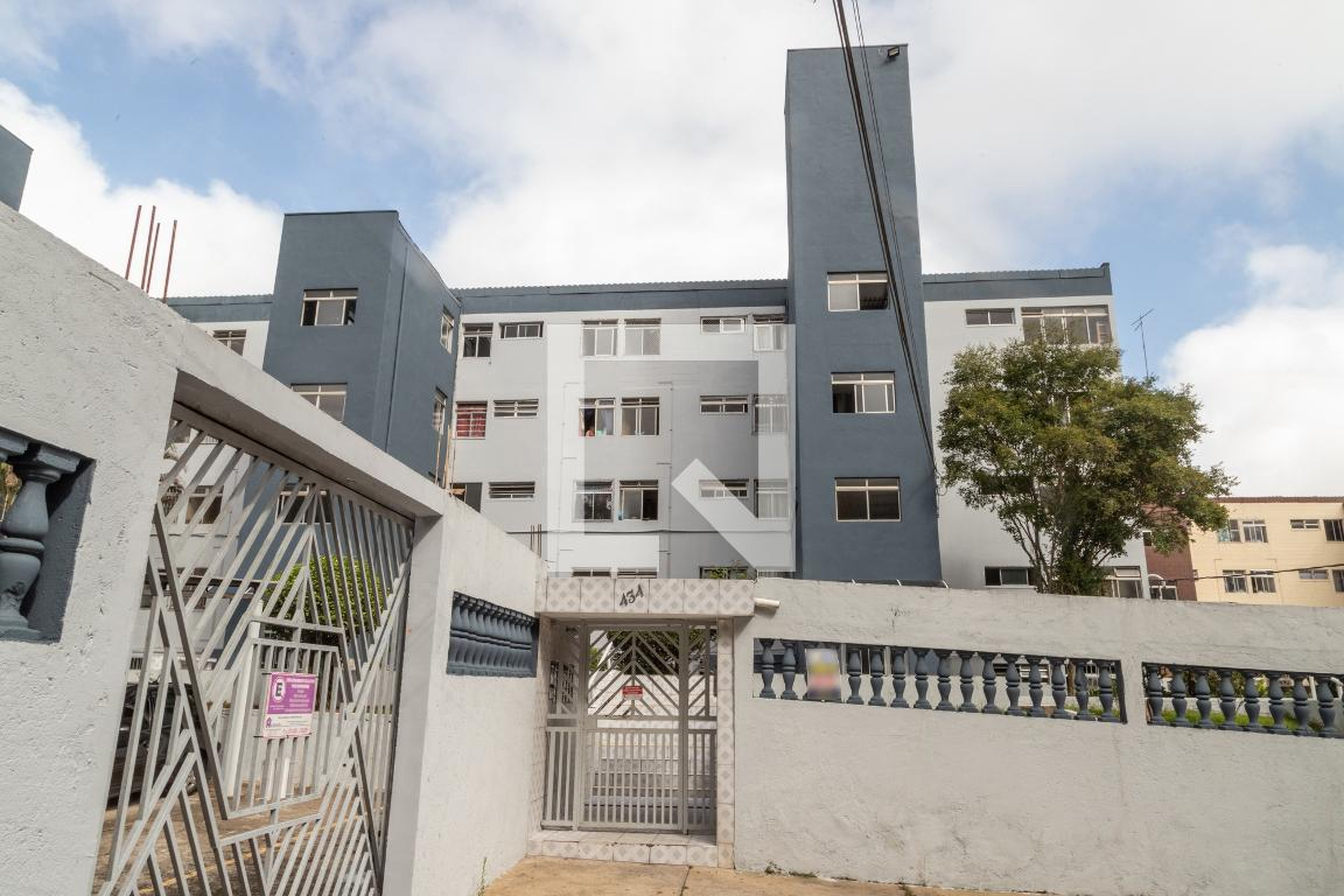 Fachada do Condomínio Condomínio em Rua Padre José Vieira de Matos, 434