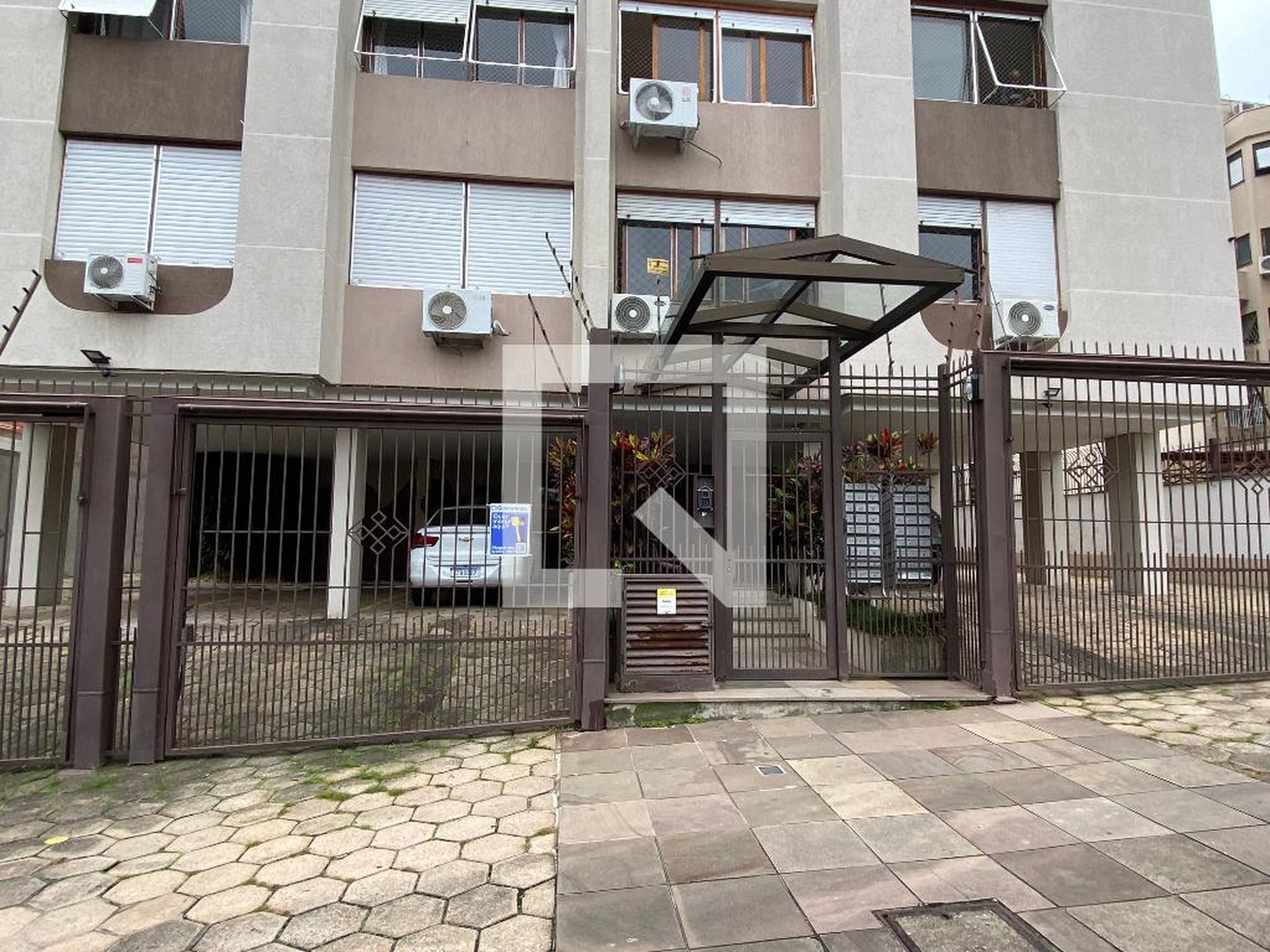 Fachada do Prédio Condomínio em Rua Dona Eugênia, 802