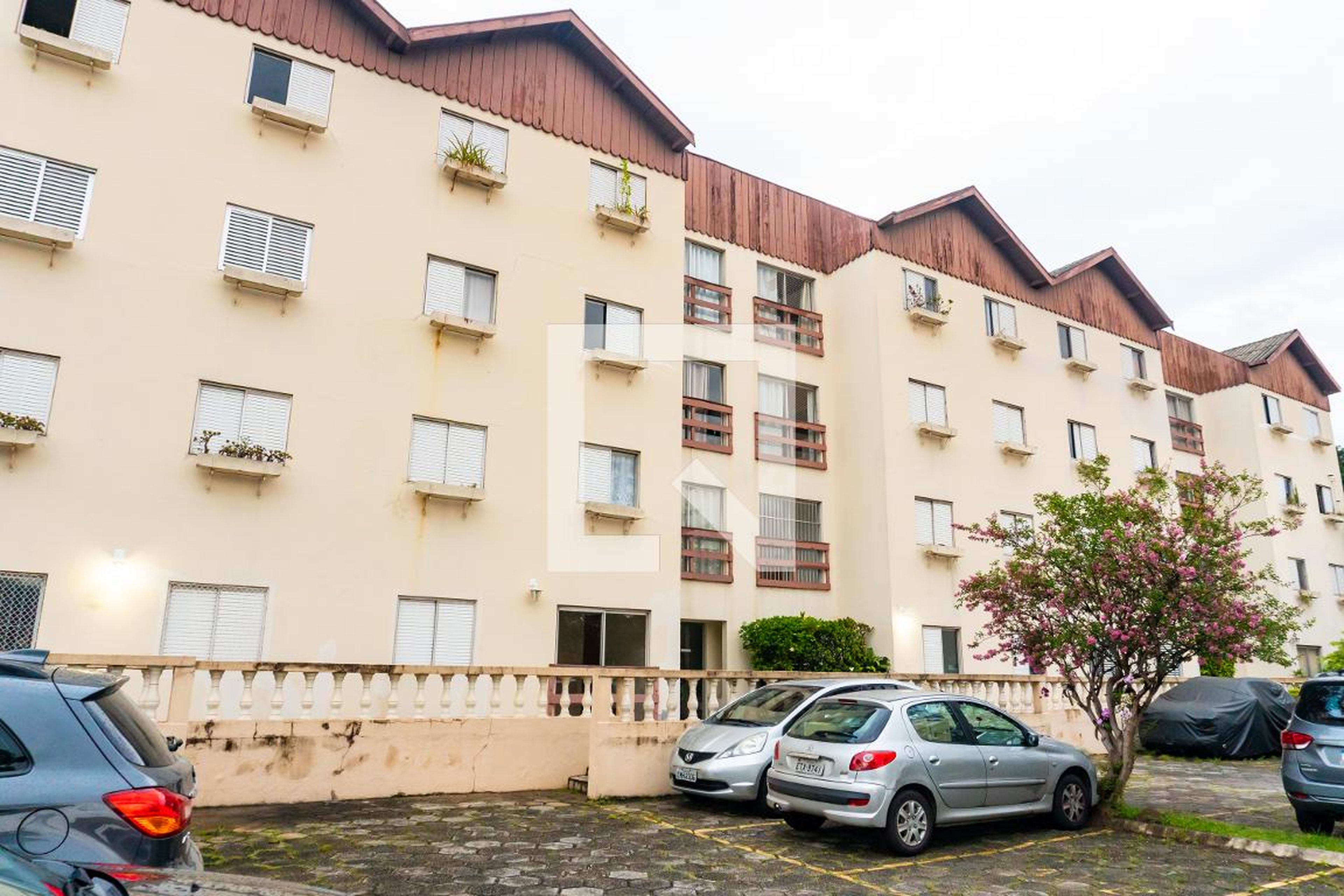 Fachada do condomínio Edifício Vila Guernica