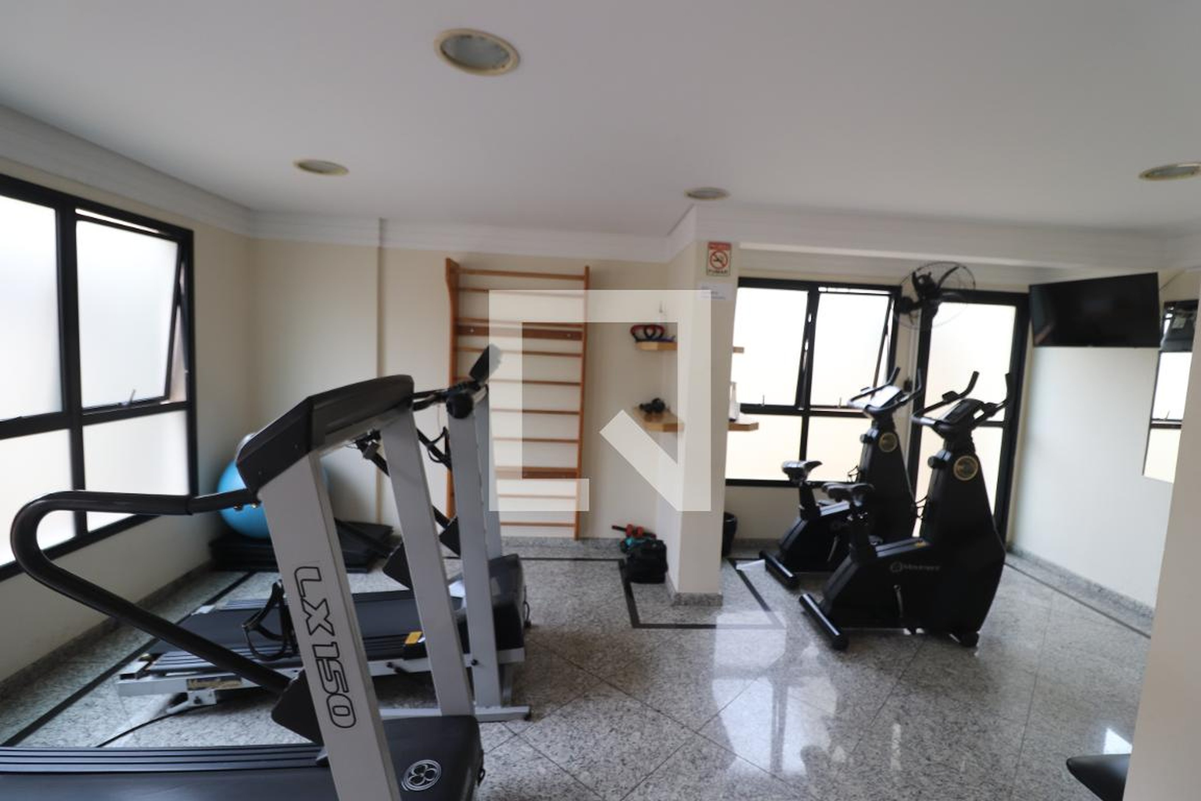 Academia - Villa Mayor