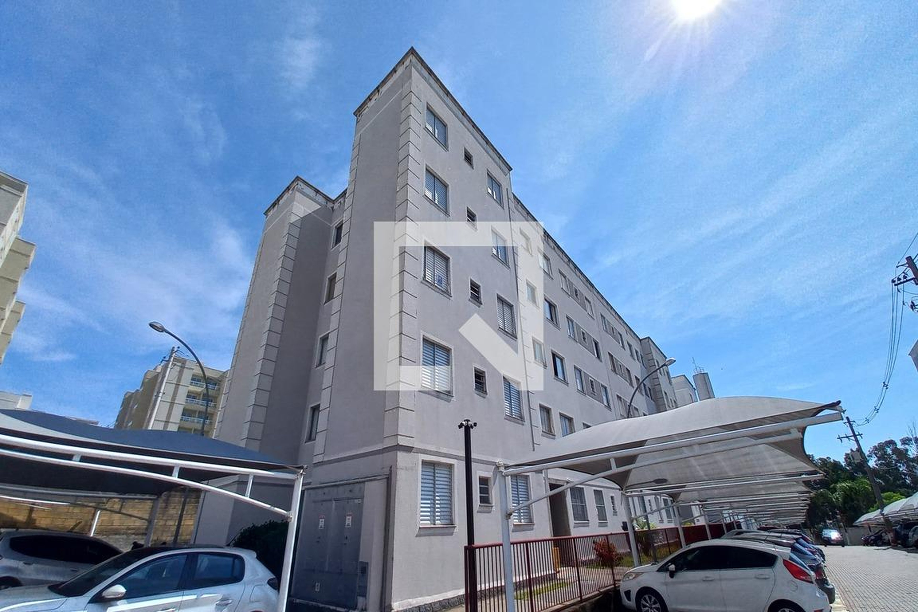 Fachada do Prédio Condomínio em Rua Santa Rita do Passa Quatro, 1277