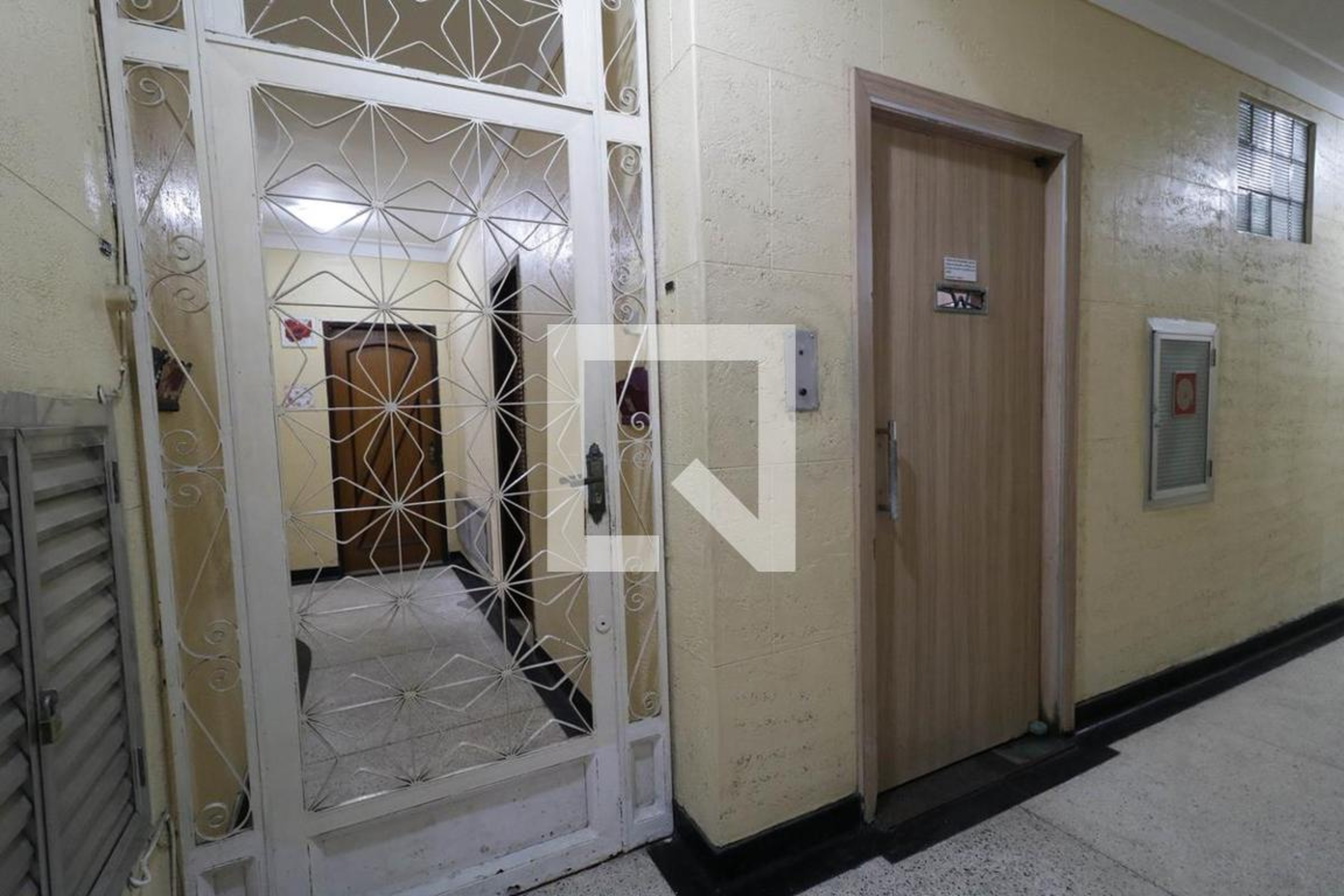 Entrada - Edifício Iguape