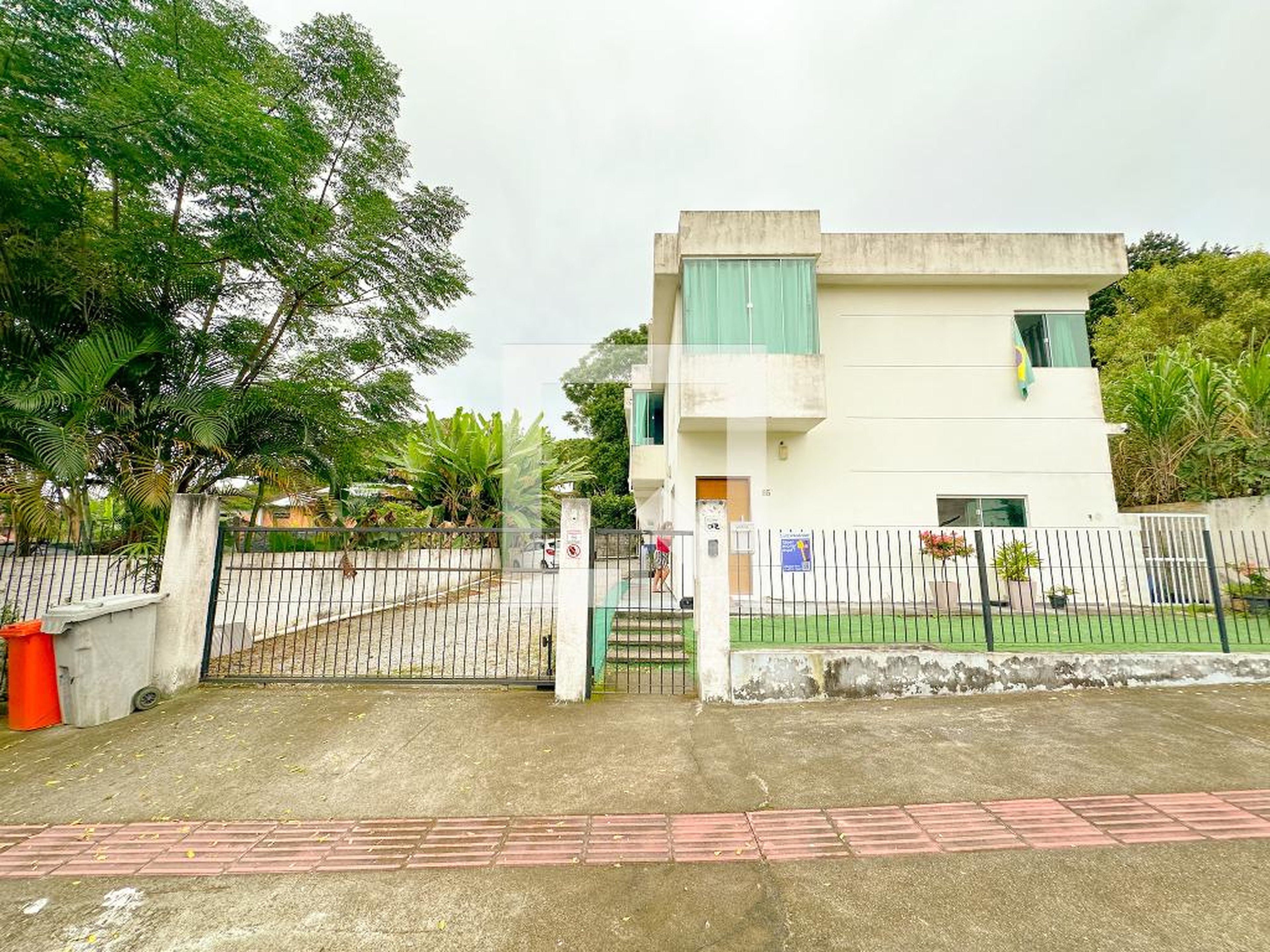 Fachada do Prédio Condomínio em Rua João Coelho da Costa, 85