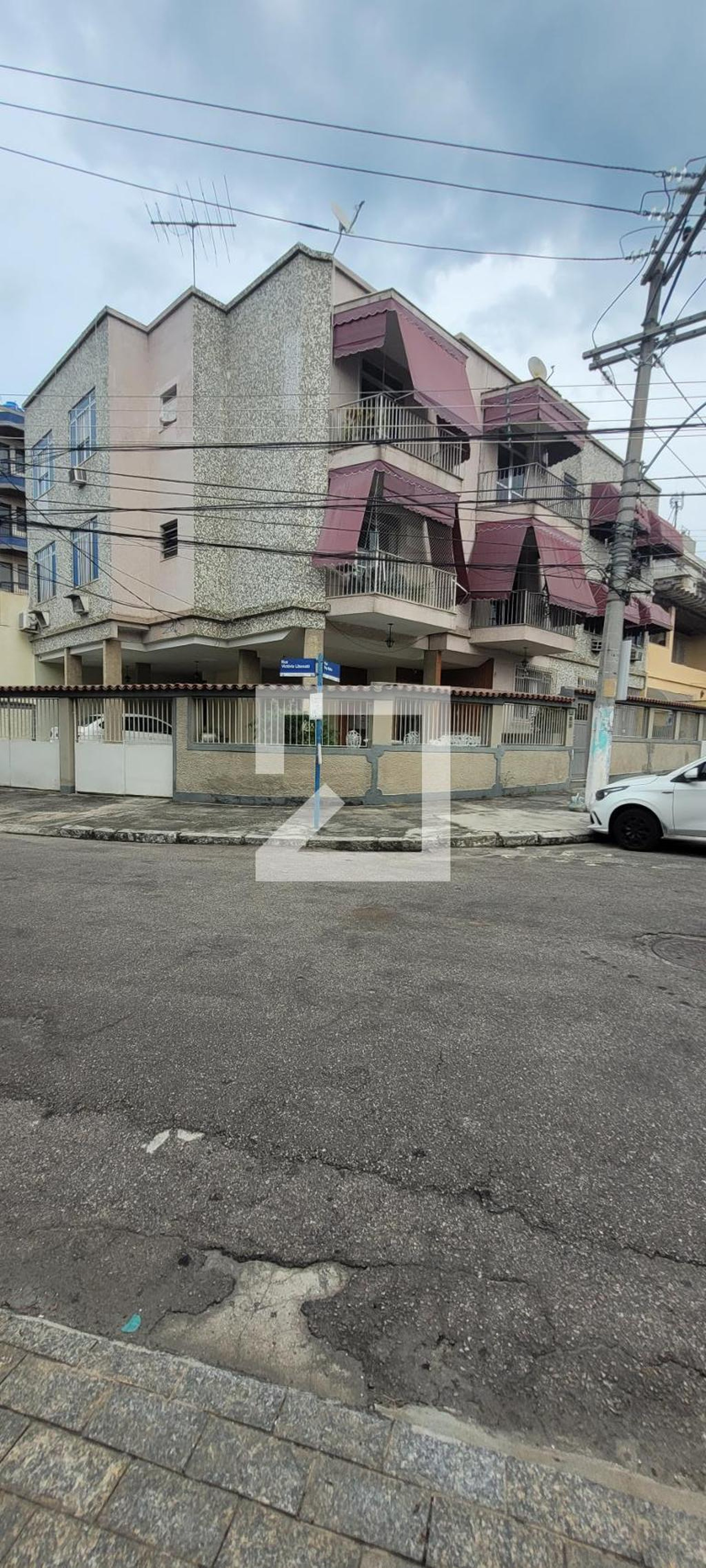 Fachada do Prédio Condomínio em Rua Rui Mafra, 21