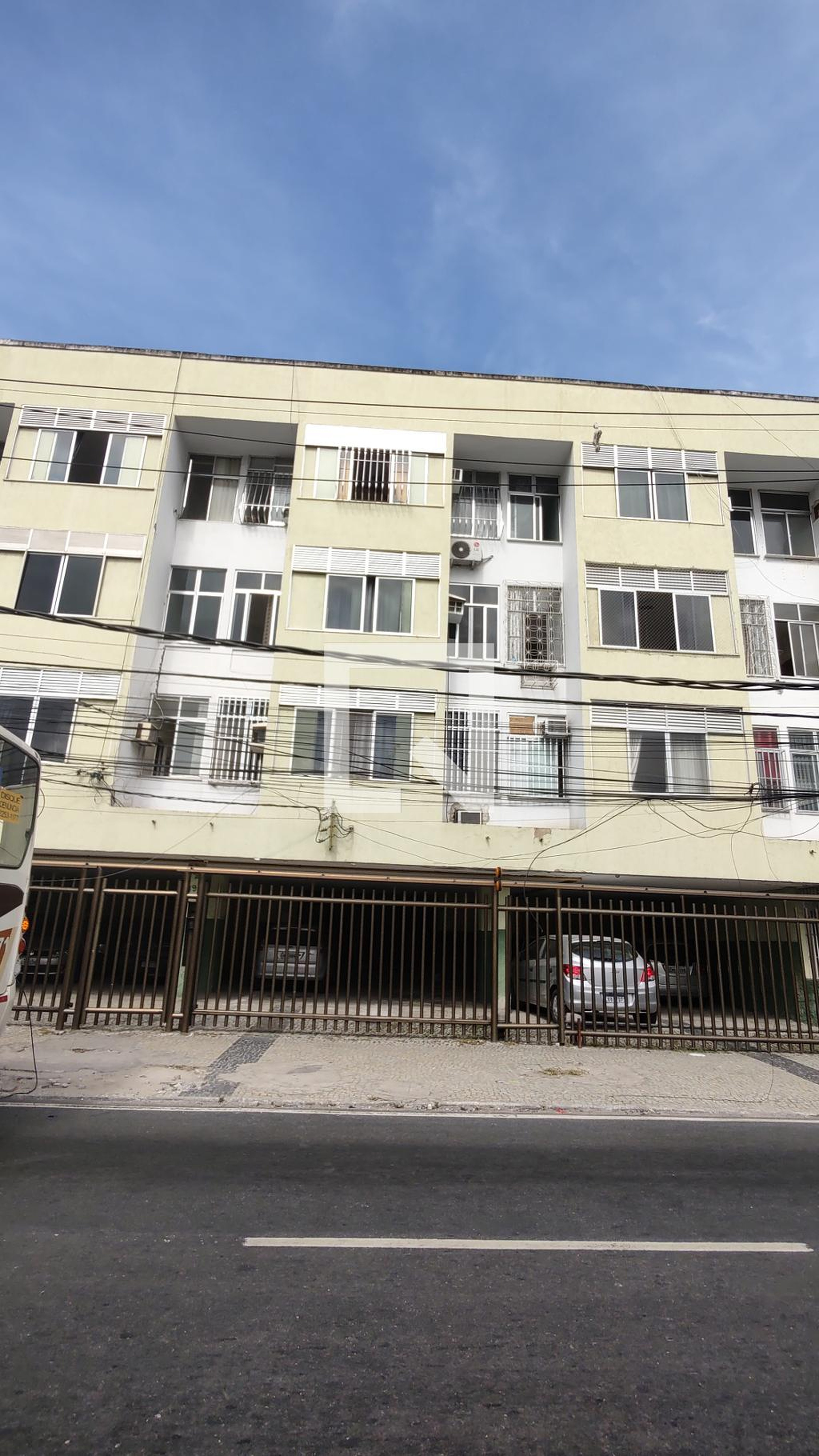 Fachada Condomínio em Rua Marechal Floriano, 49