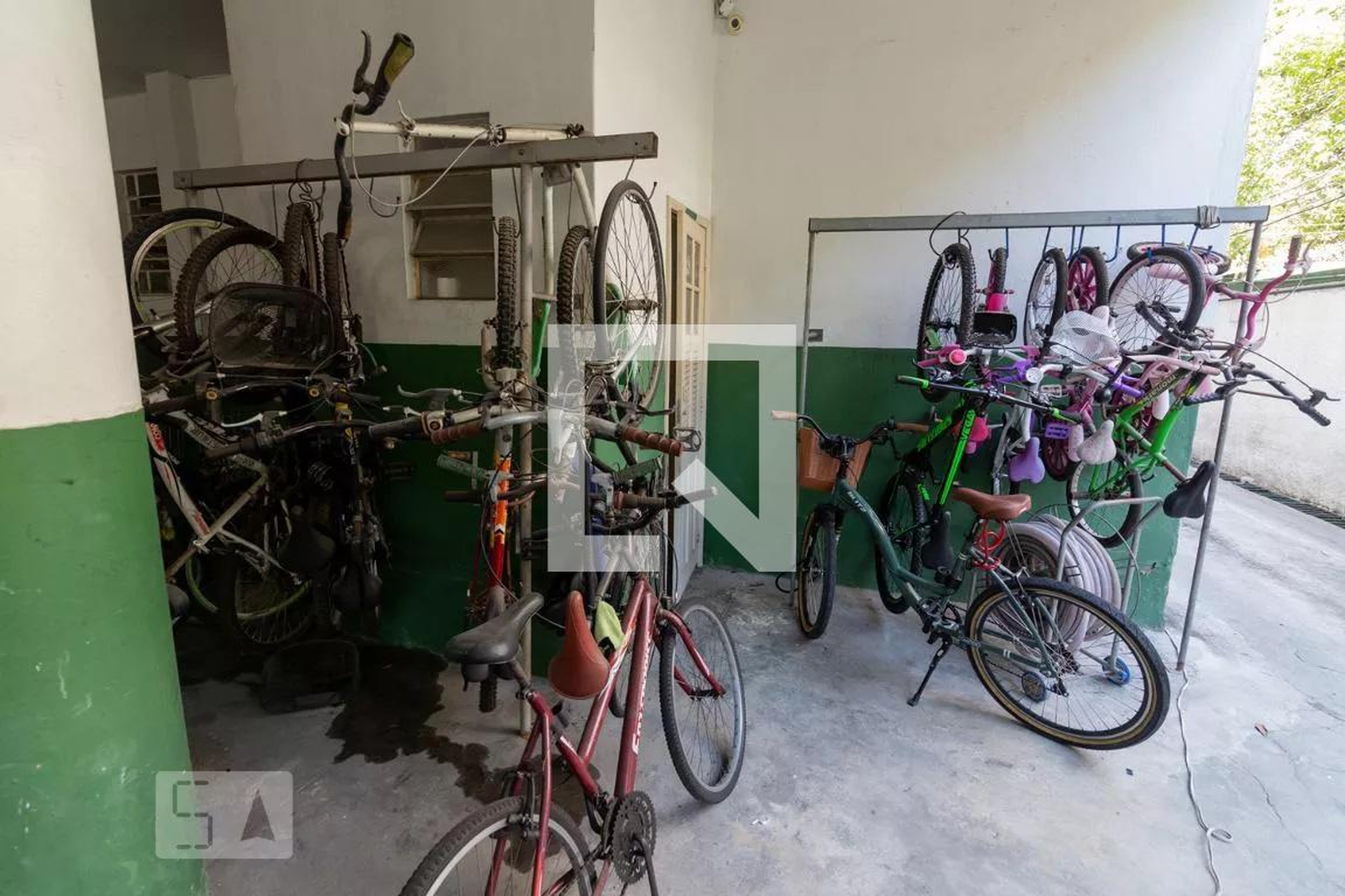 Bicicletário - Tito Escobar