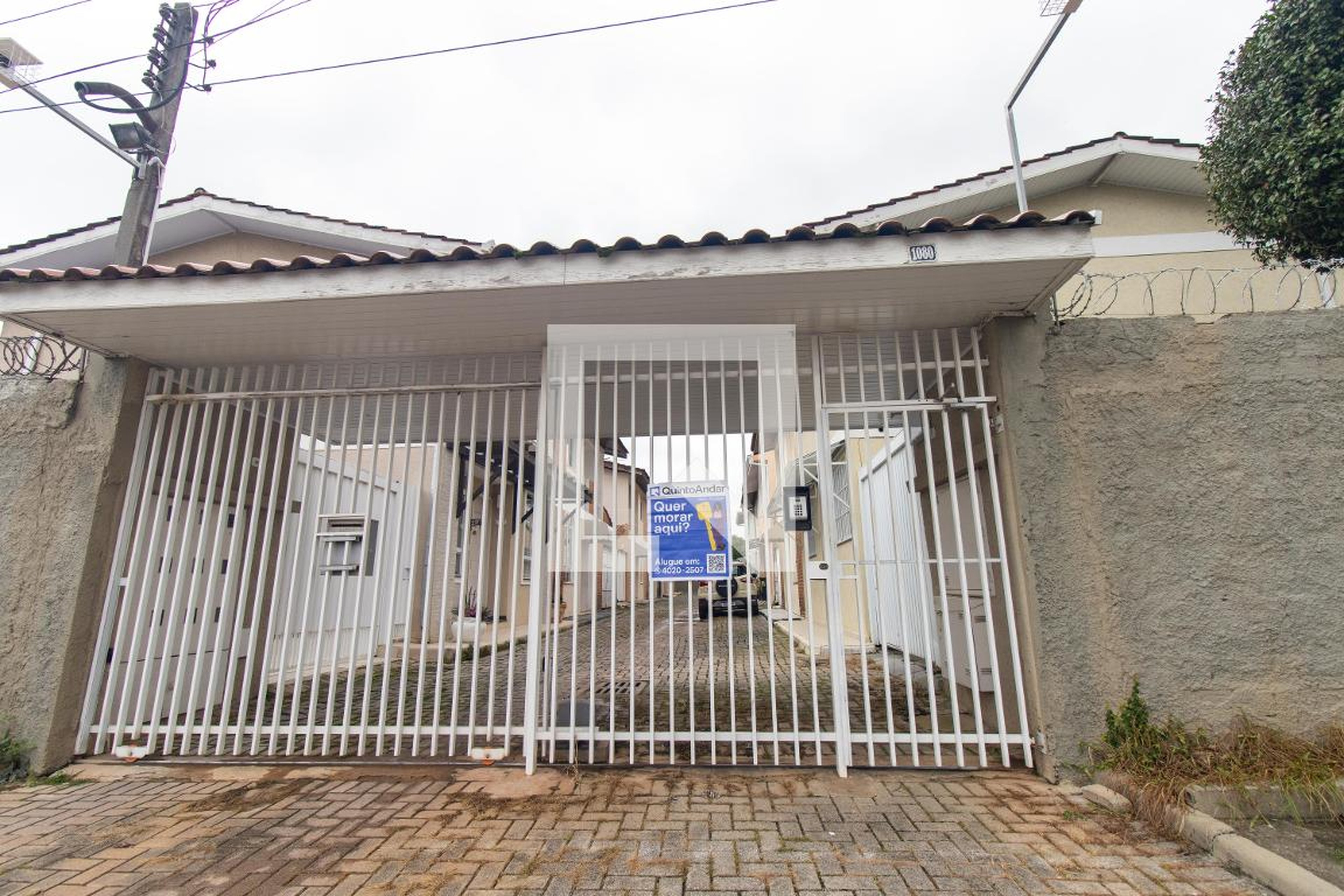 Fachada do Condomínio Condomínio em Rua Rio Pelotas, 1080