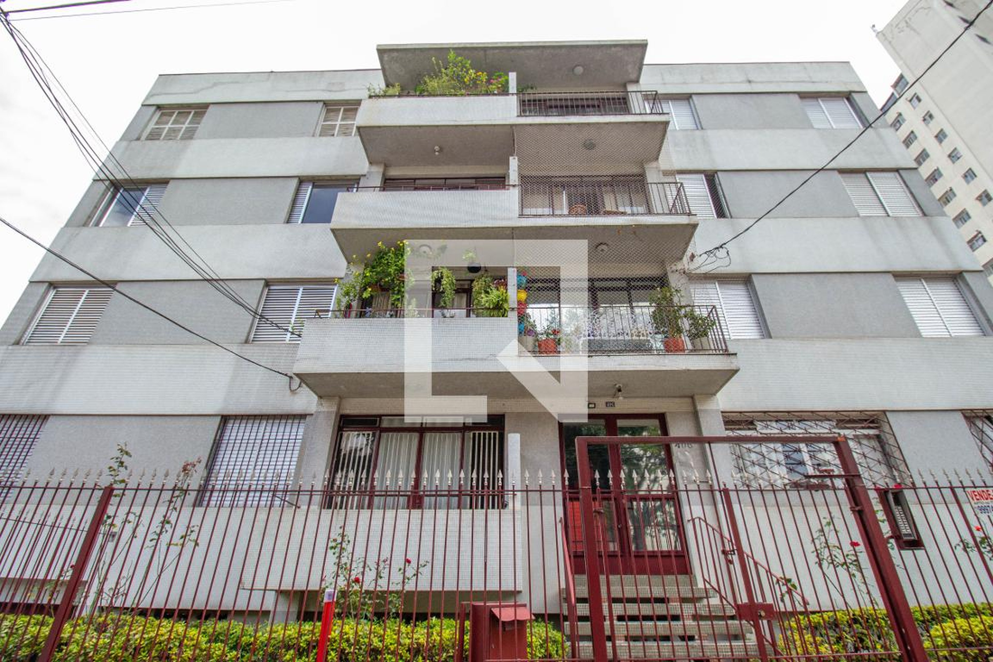 Fachada do Prédio Condomínio Madre Cabrini