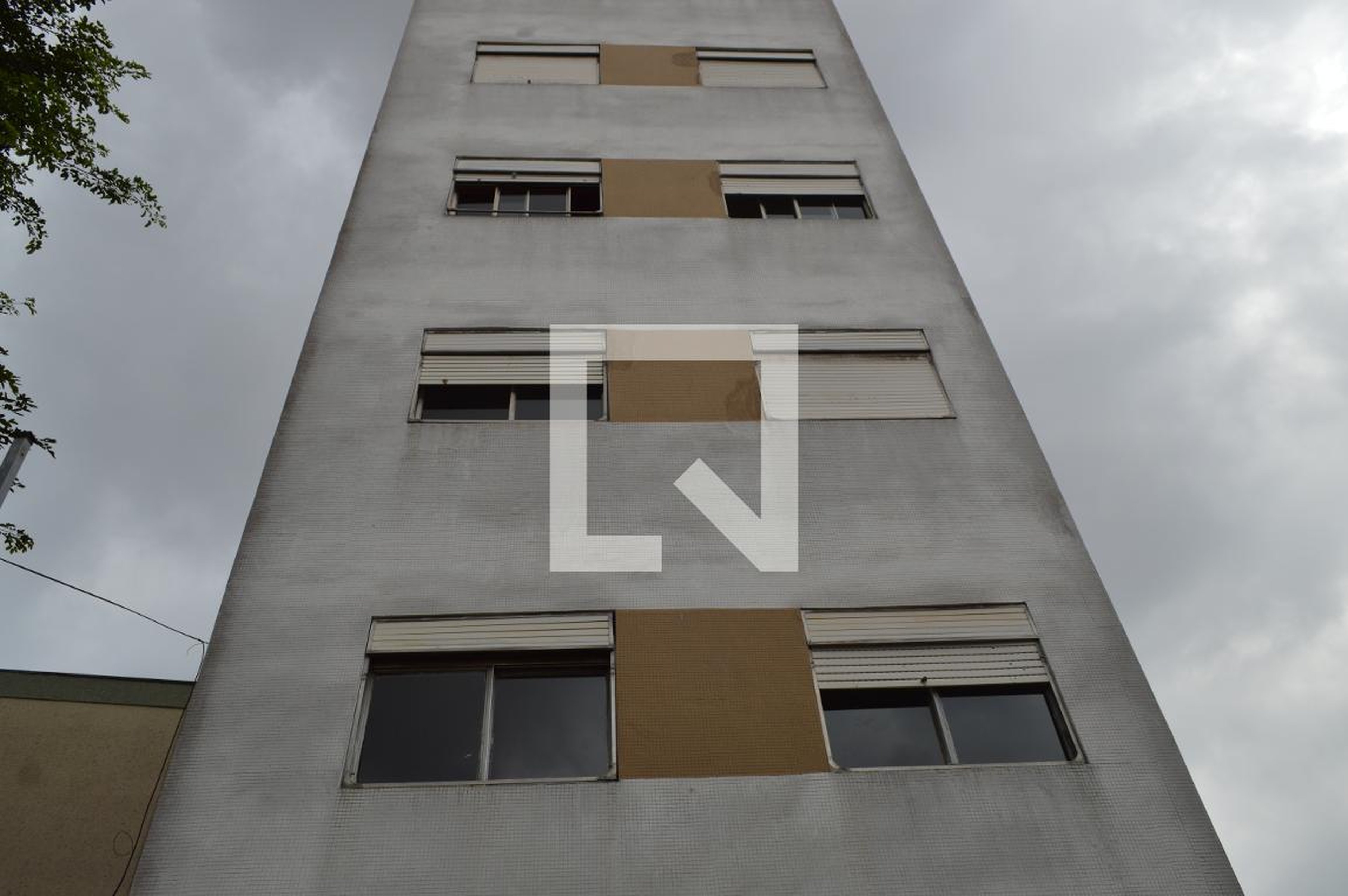 Fachada Edificio Dona Angela