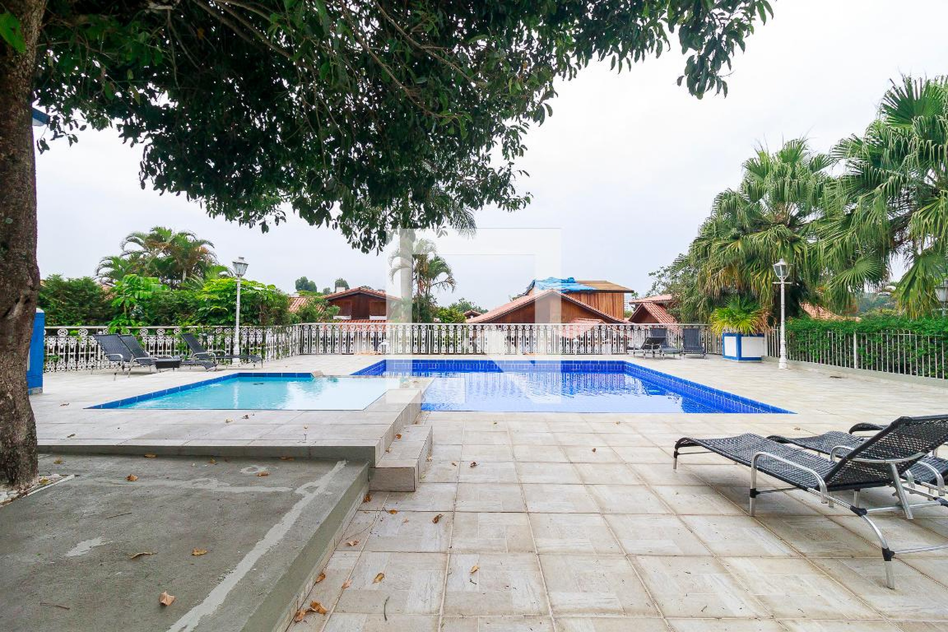 Piscina - Vila Nova Sintra