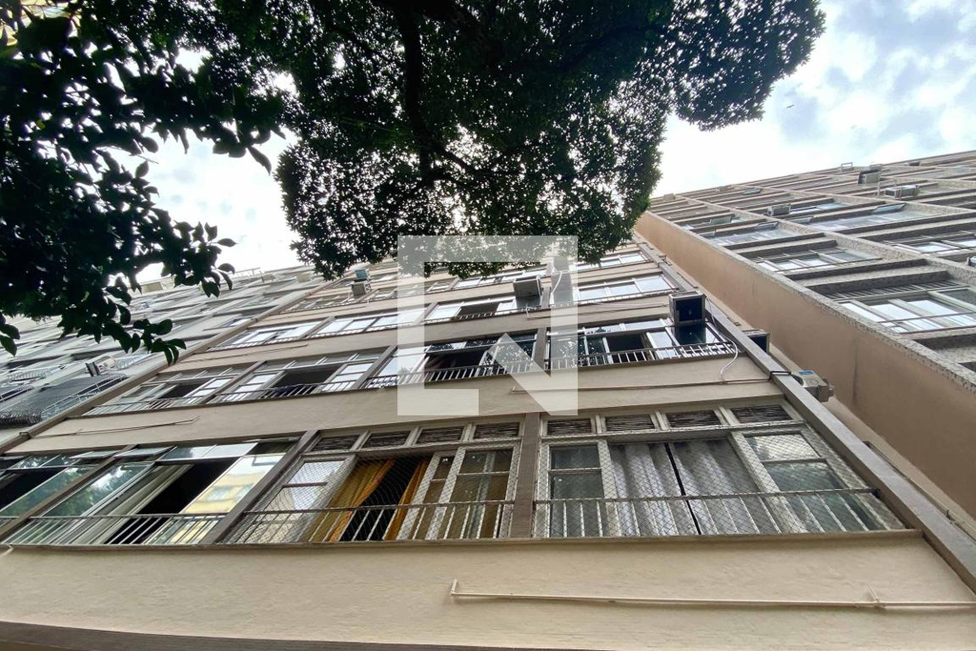 Fachada Edifício Roselene