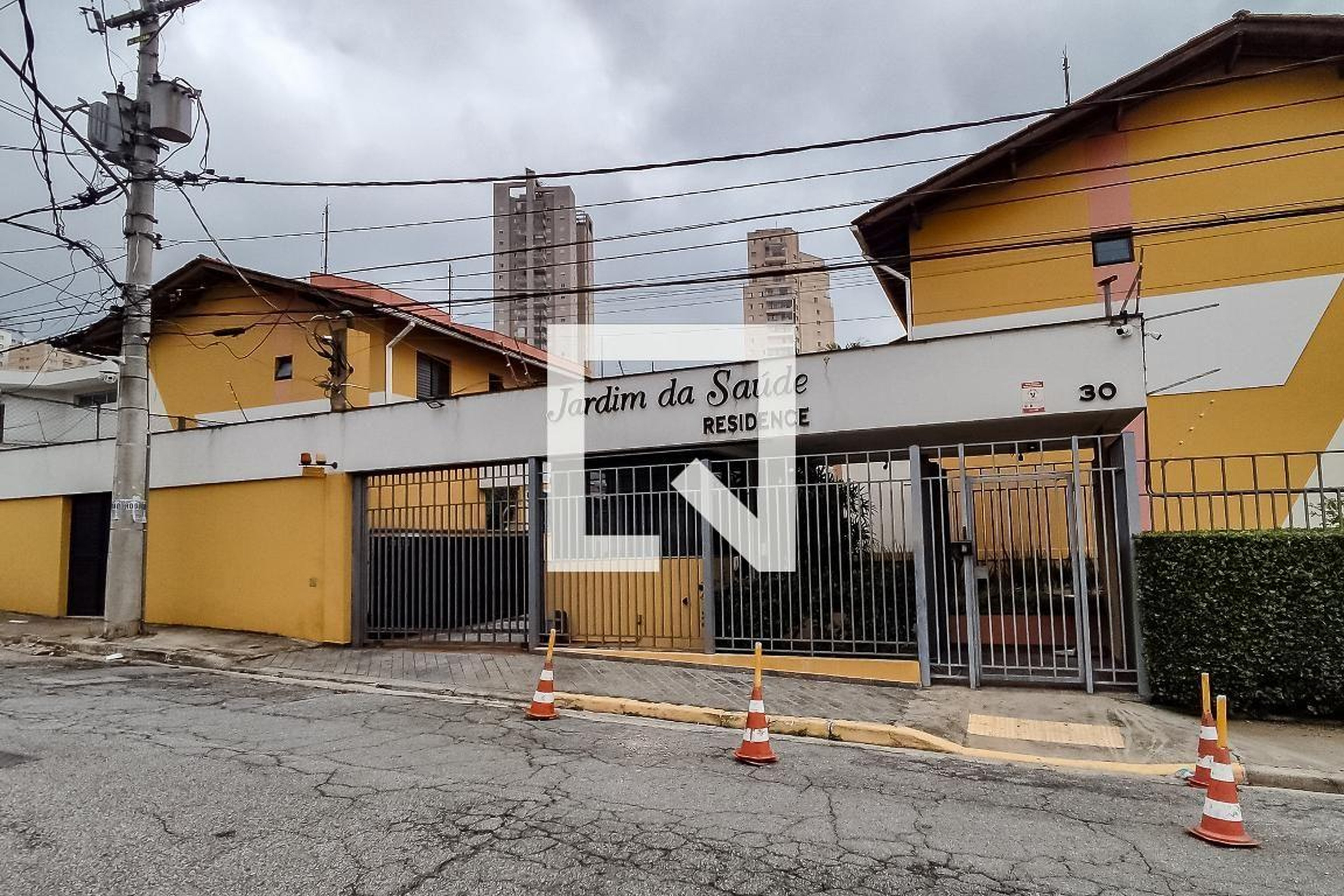 Fachada Condomínio Jardim da Saúde Residence