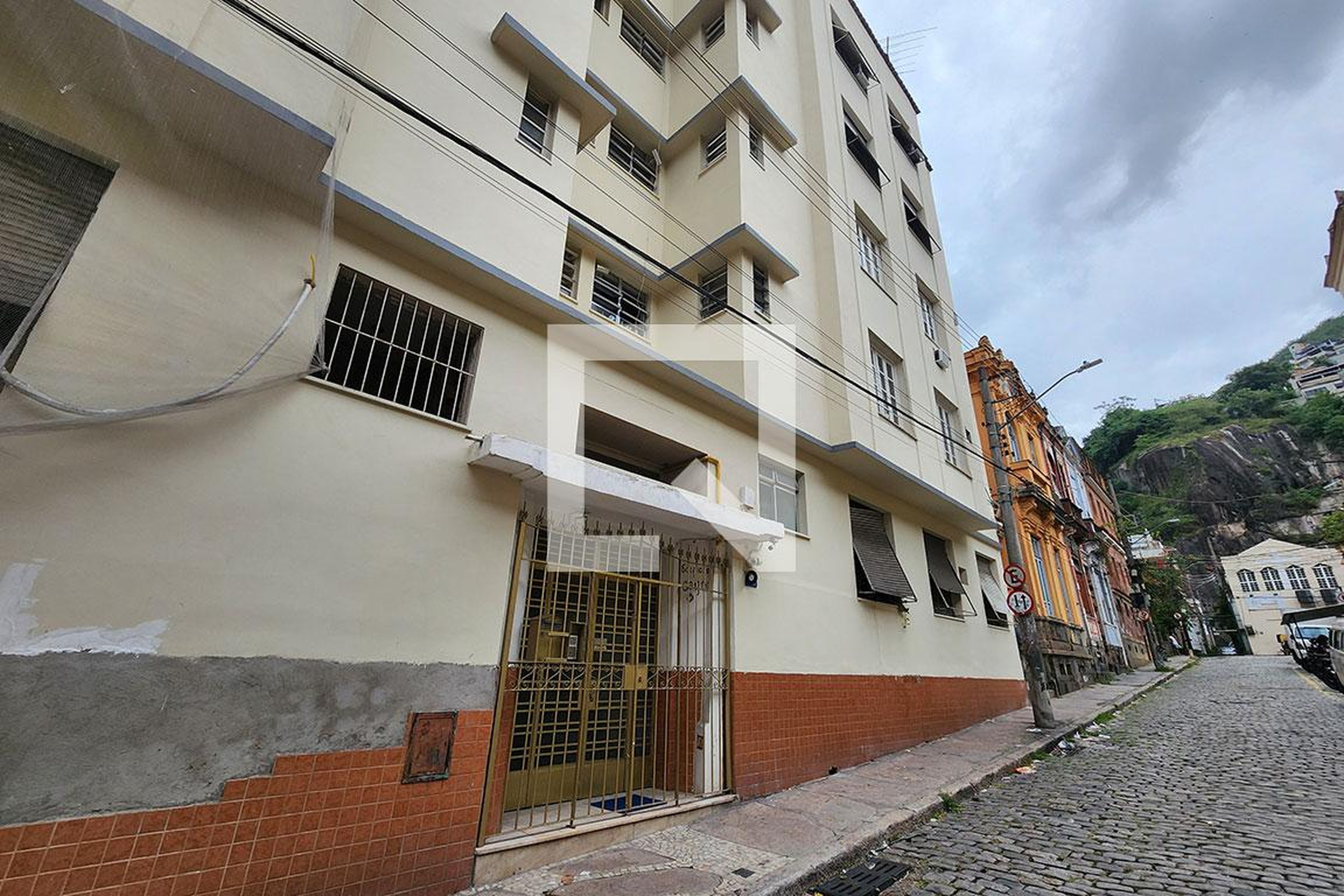 Fachada Condomínio Cayrú