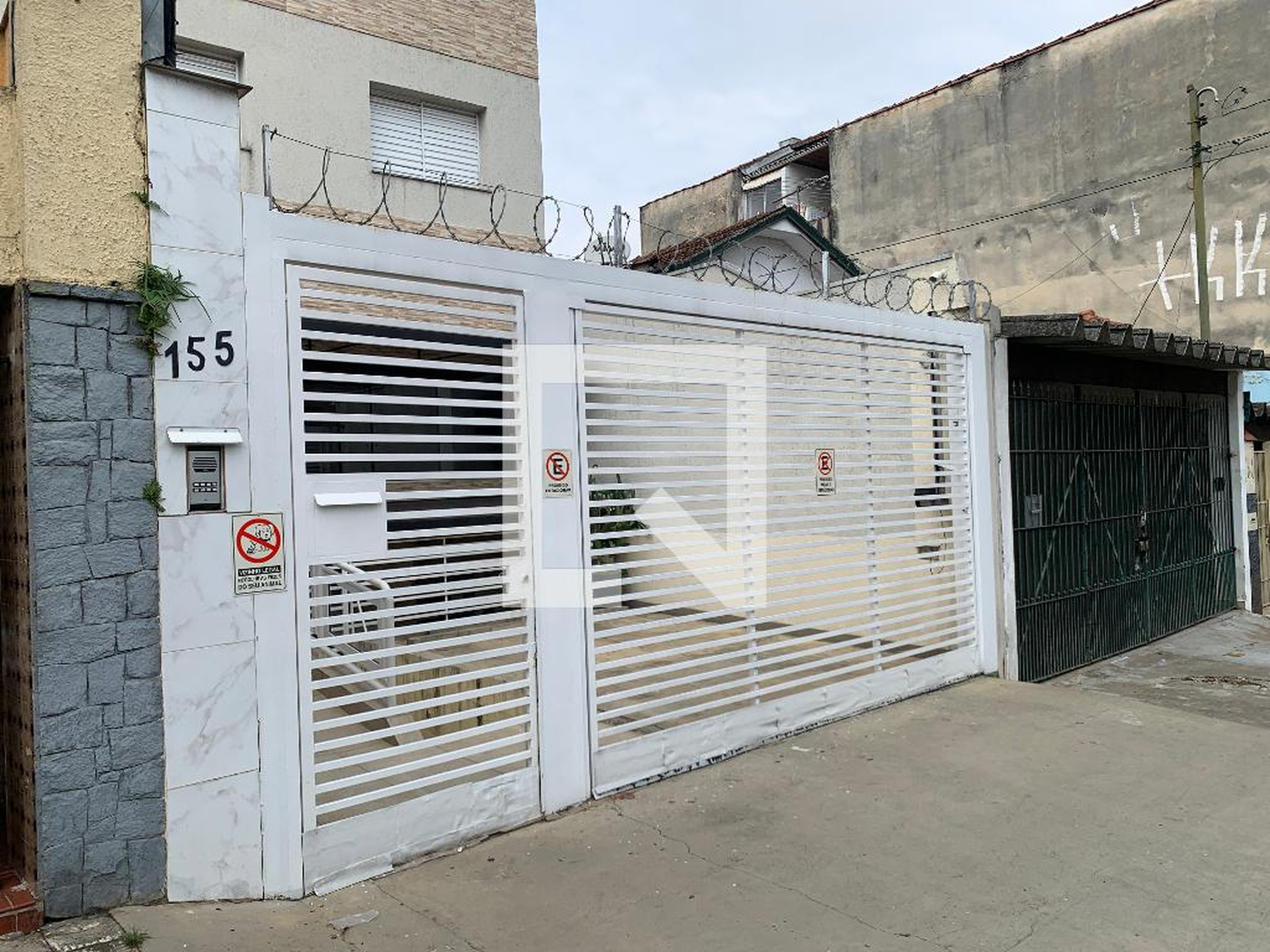 Fachada Condomínio em Rua Mesquita, 155