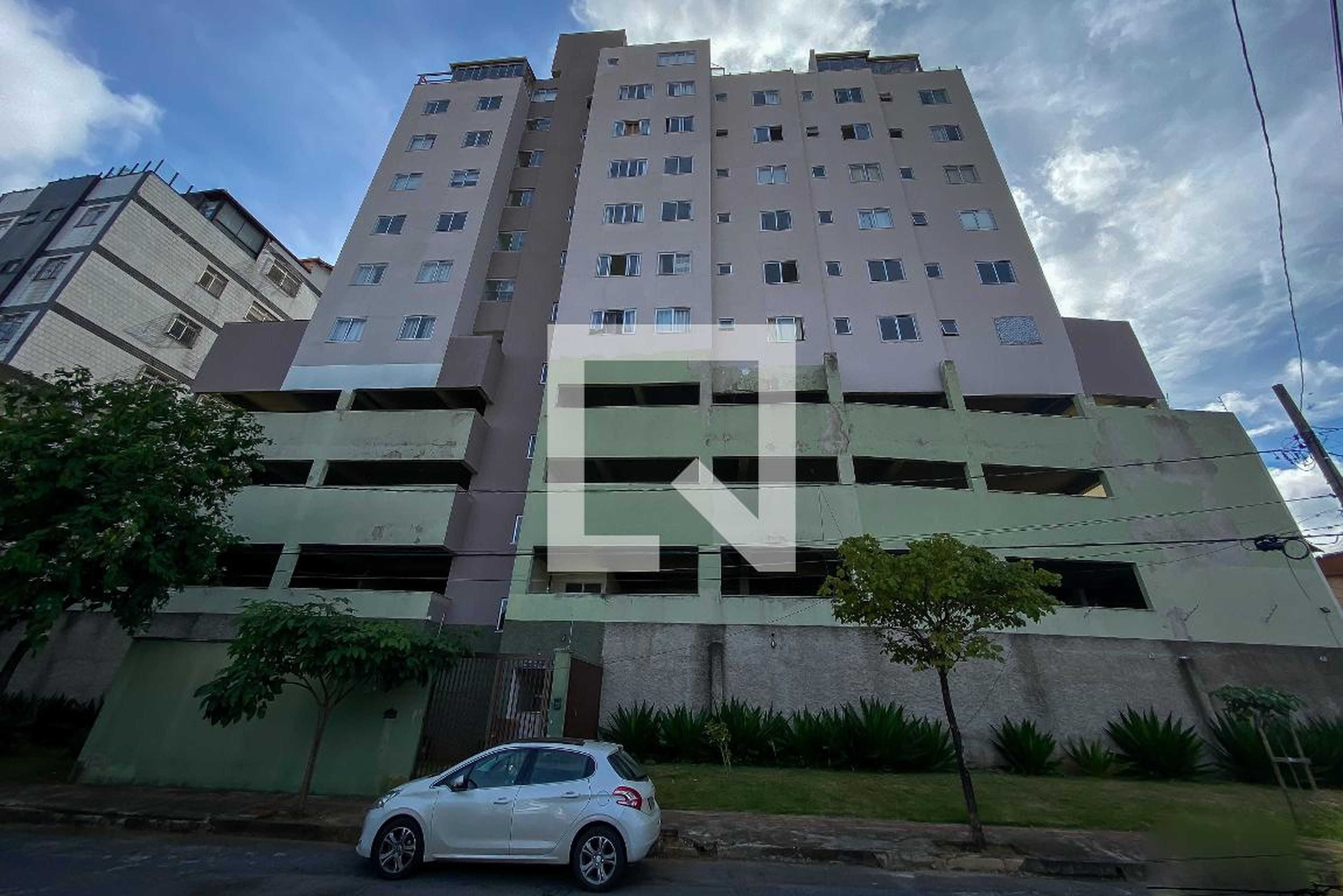 Fachada Condomínio Arvoredo