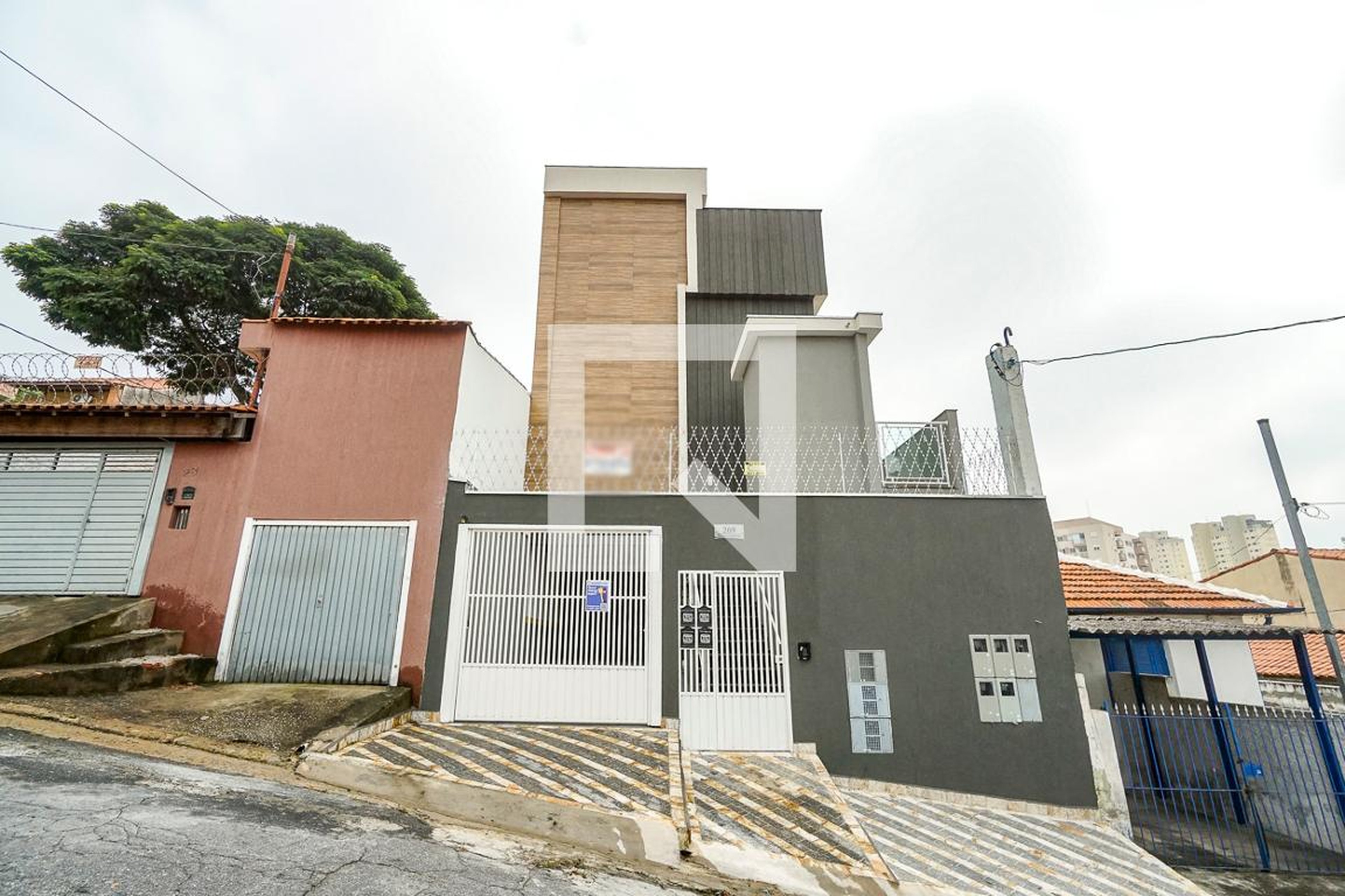 Fachada Condomínio em Rua Moliterno, 269