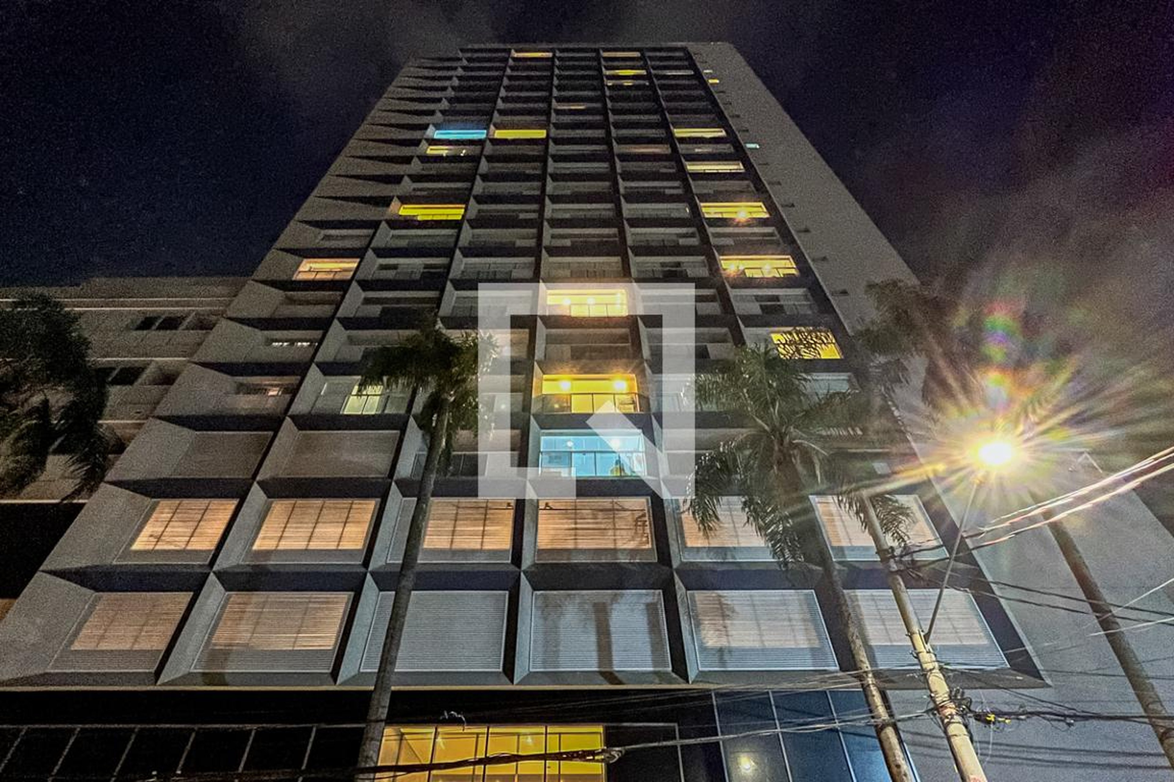 Fachada Condomínio em Avenida Professor Ascendino Reis, 370