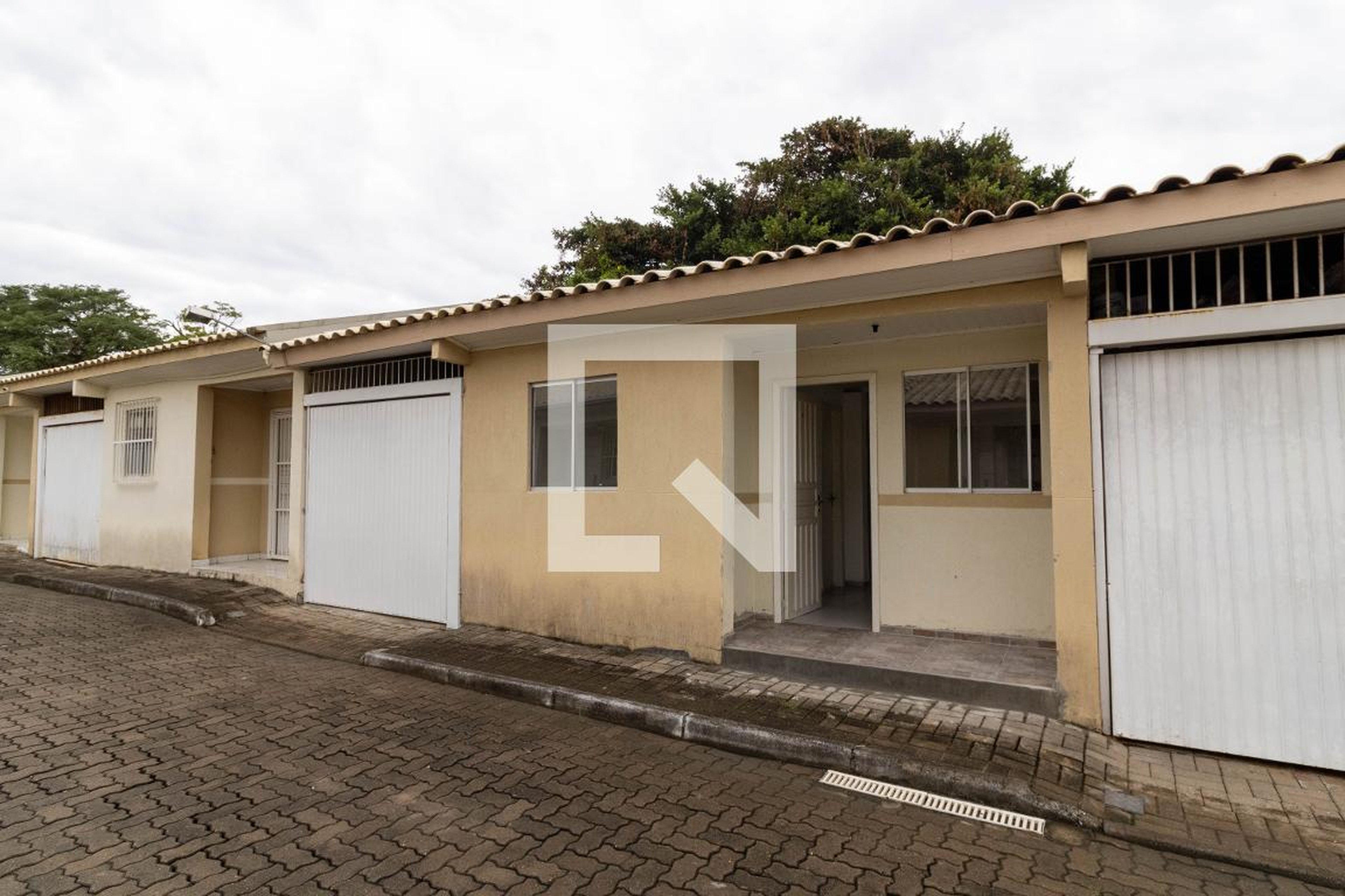 Fachada Condomínio em Rua Erechim, 272