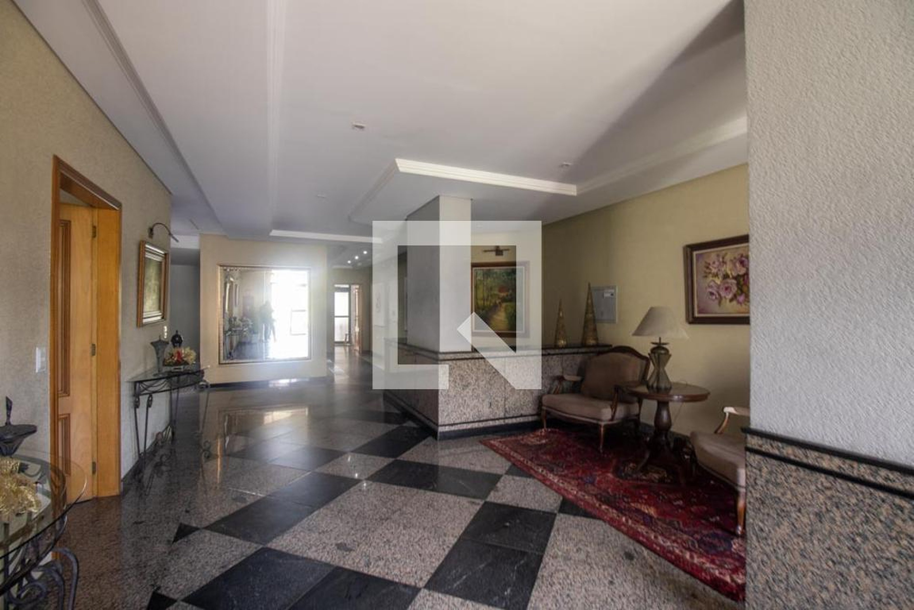 Hall de entrada - Edifício Parresh Residence