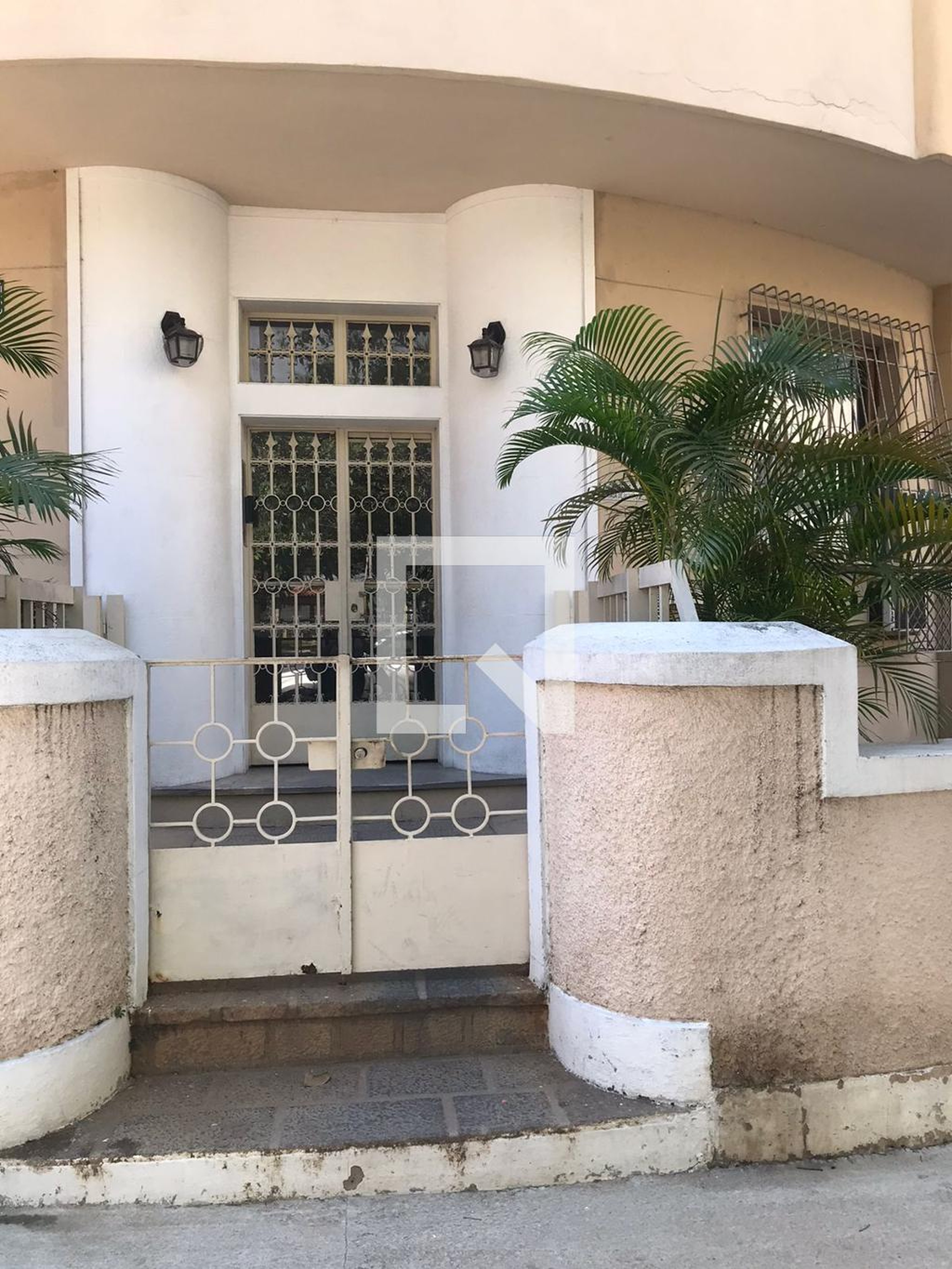 Fachada do Prédio Condomínio em Rua General Marcelino, 271