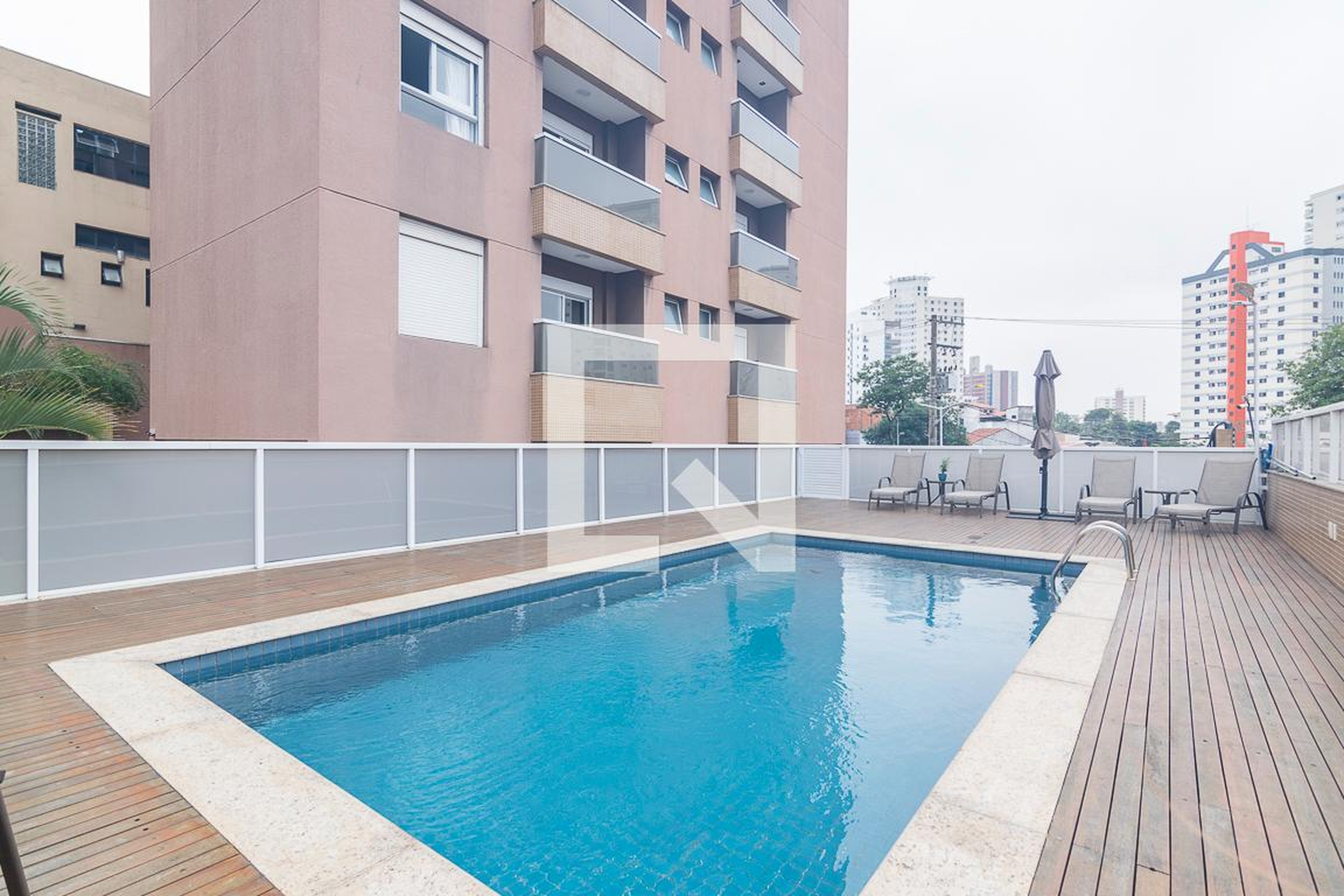 Piscina - Edifício Veduta