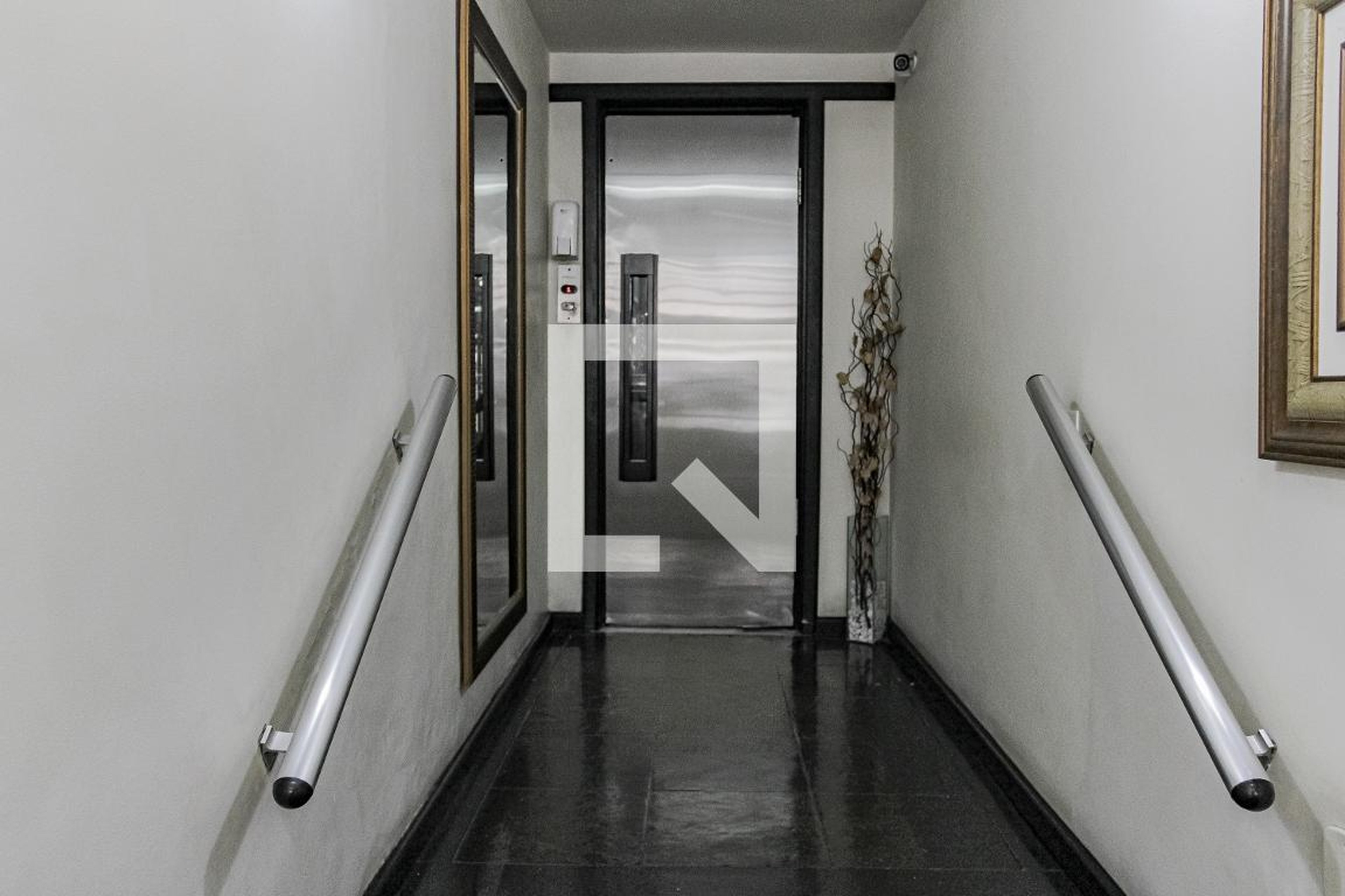 Elevador - Edifício Solar Marques de Santarem