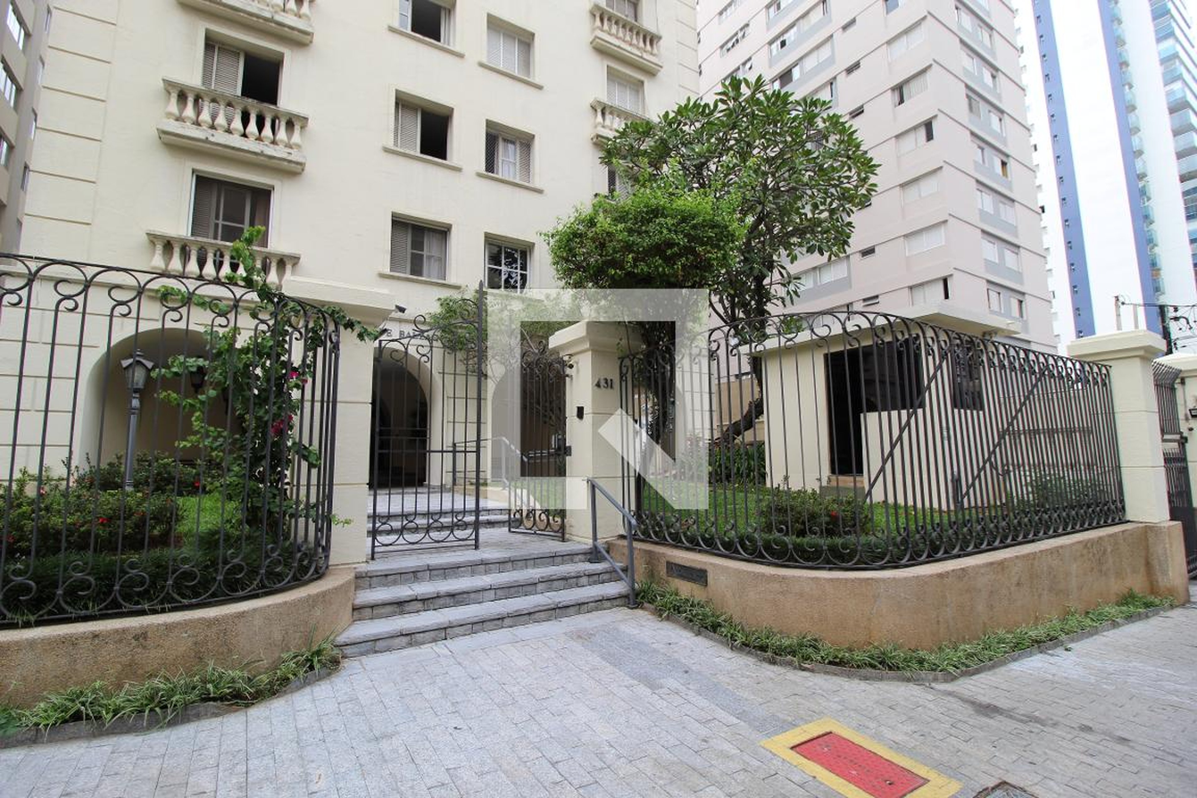 Fachada do Prédio Condomínio Mansão de Balzac