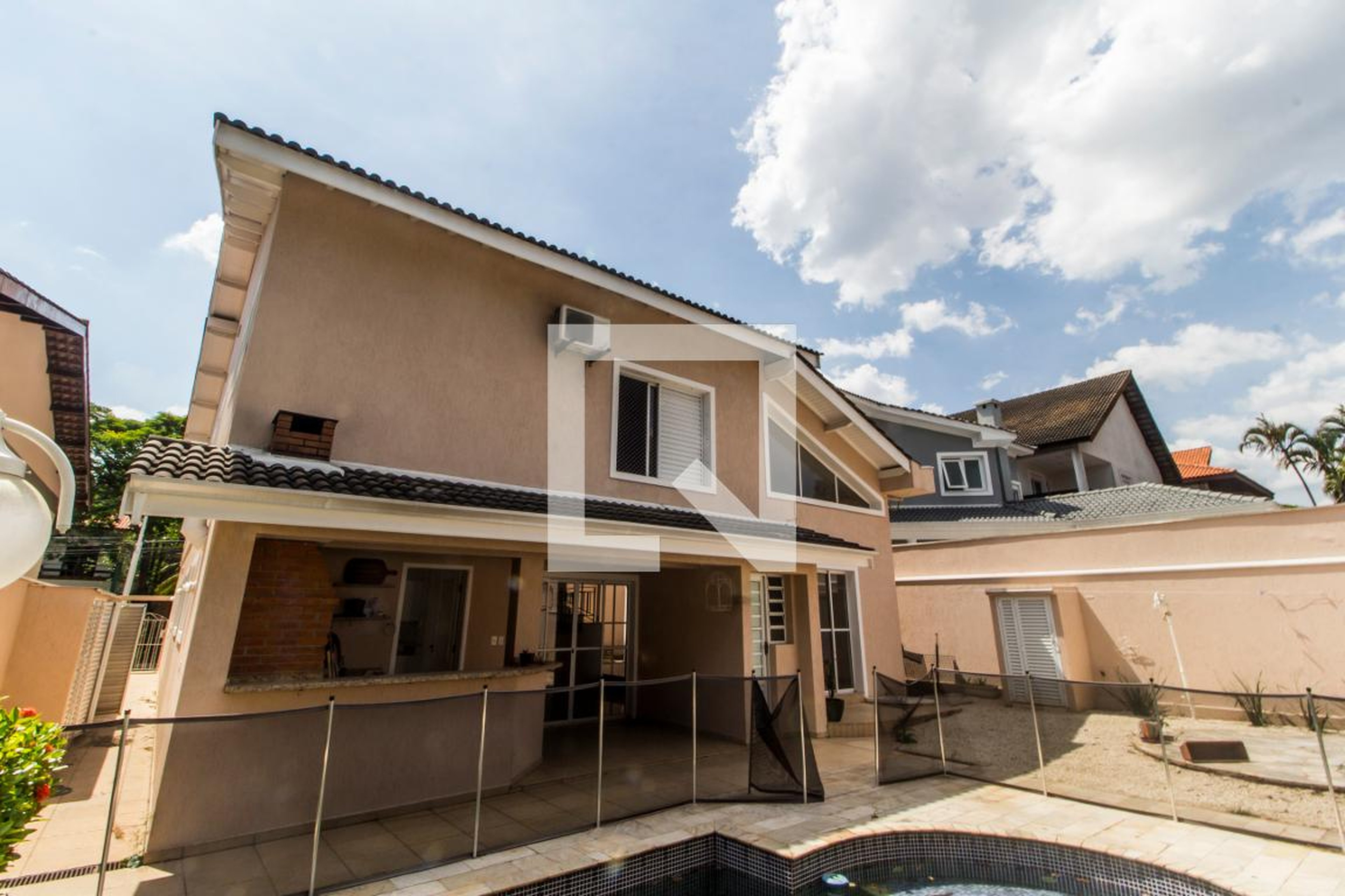 Fachada Condomínio em Alameda das Sempre-Vivas, 867