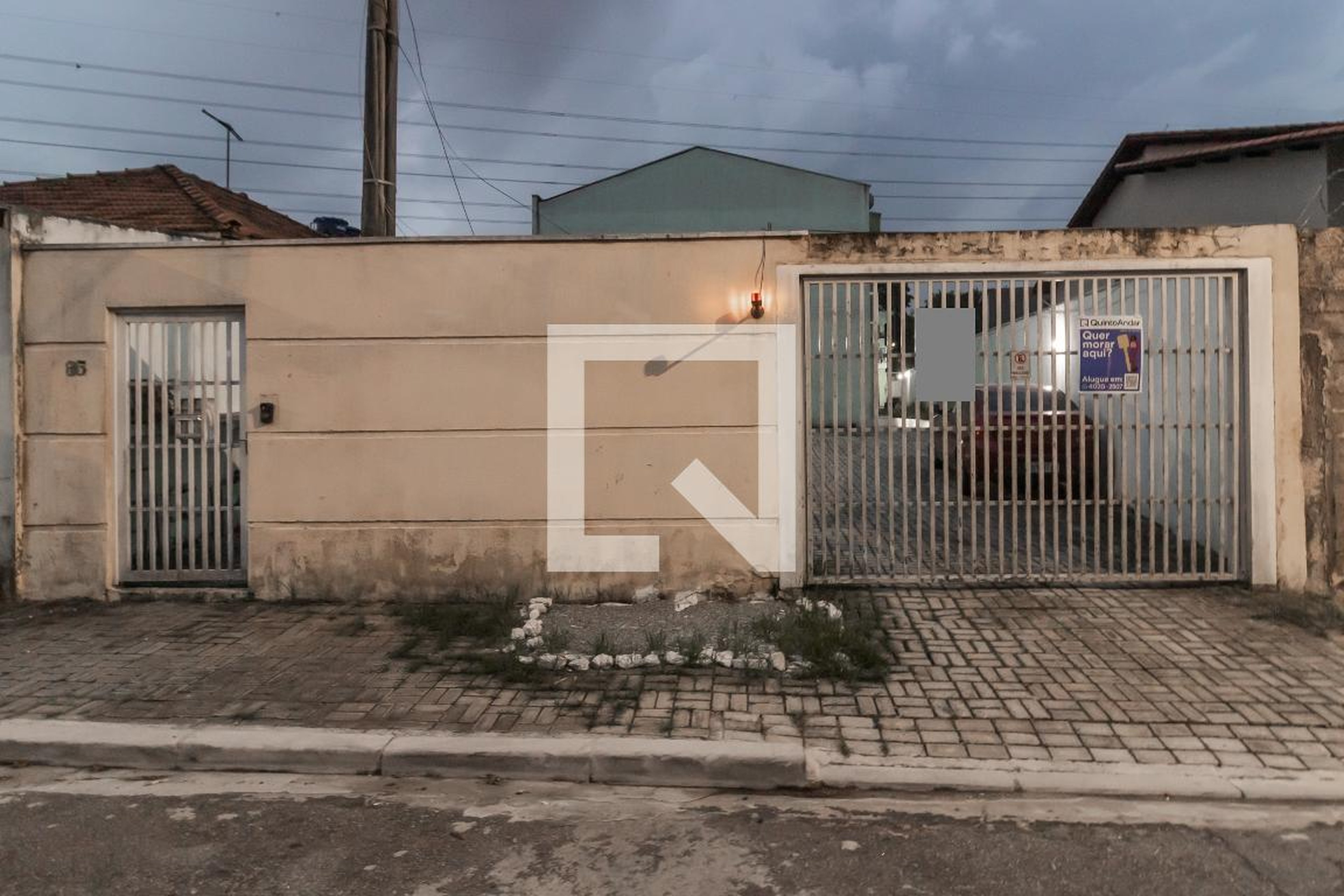 Fachada Condomínio em Rua Daniel Amaral Abreu, 85