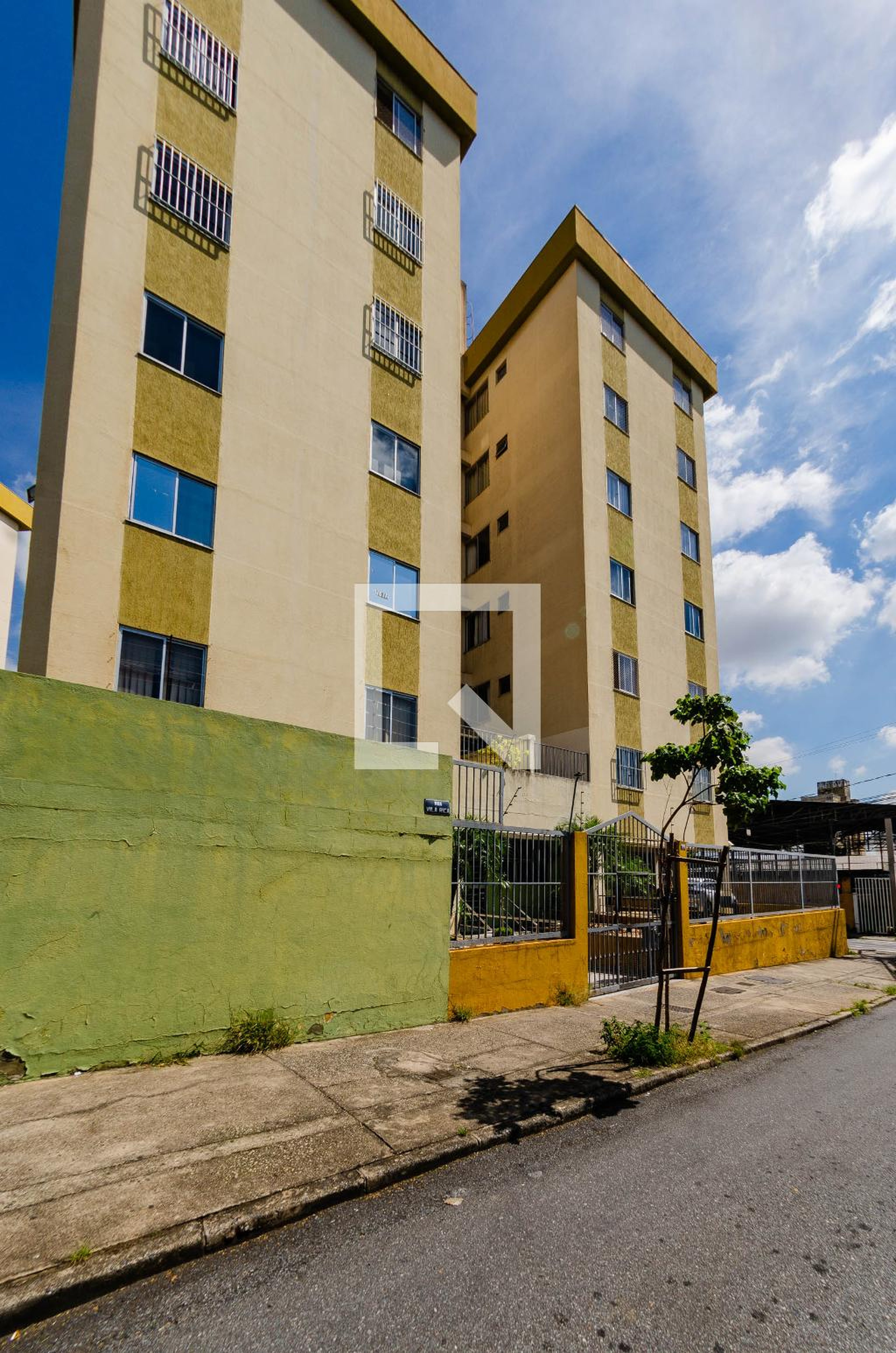 Fachada Condomínio em Rua Vila Rica, 789