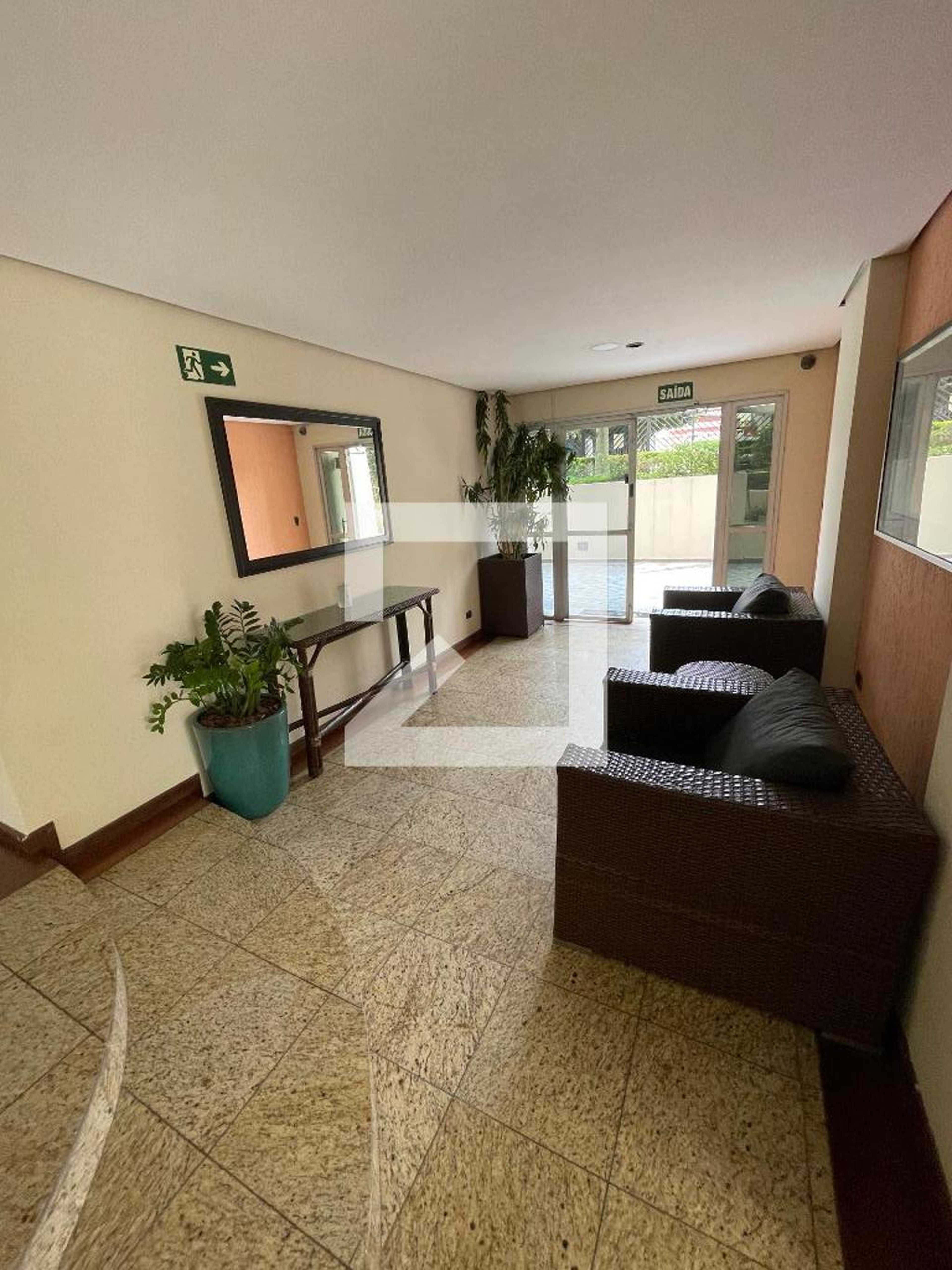 Hall de entrada - Plaza de Espanha