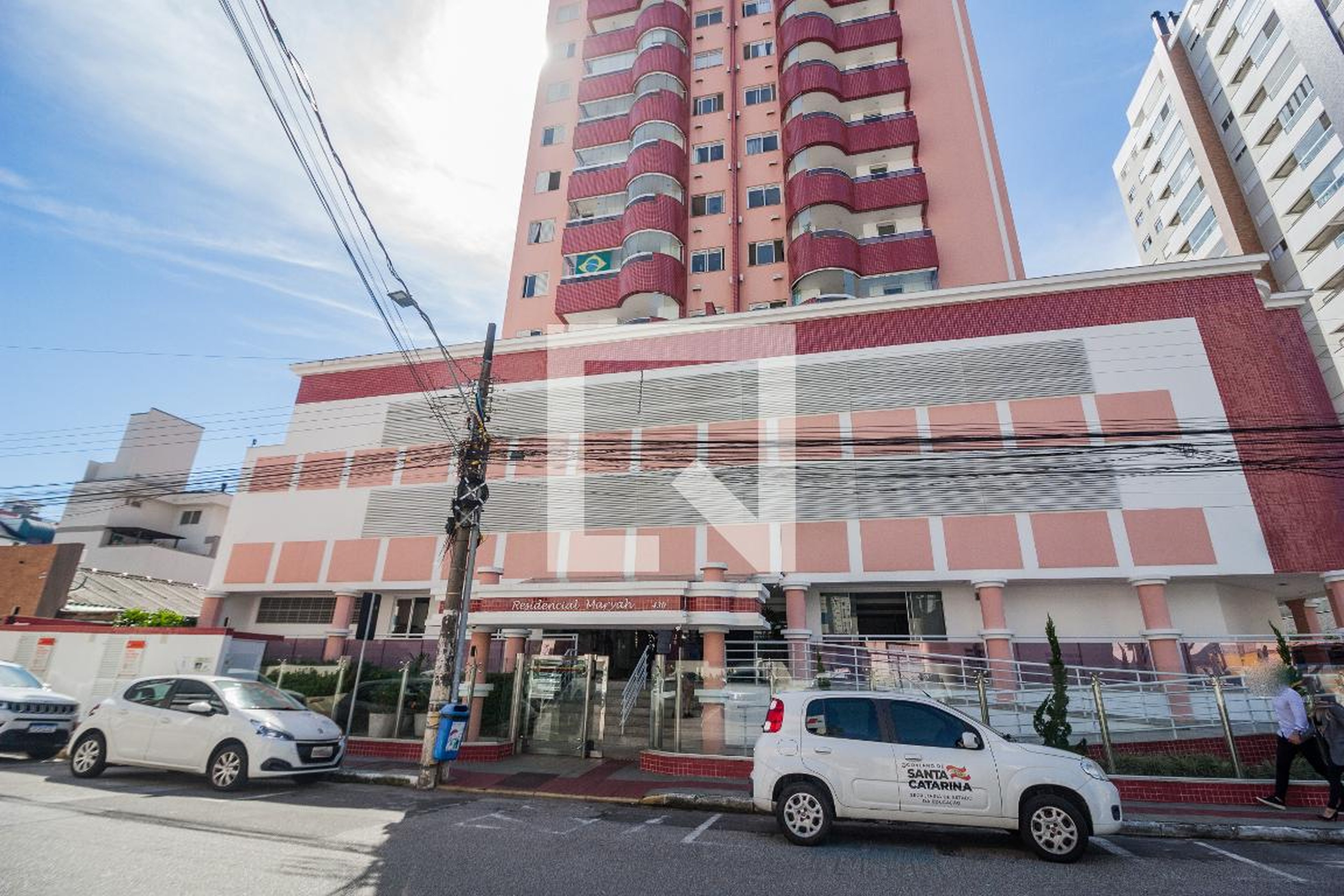 Fachada Residencial Maryah