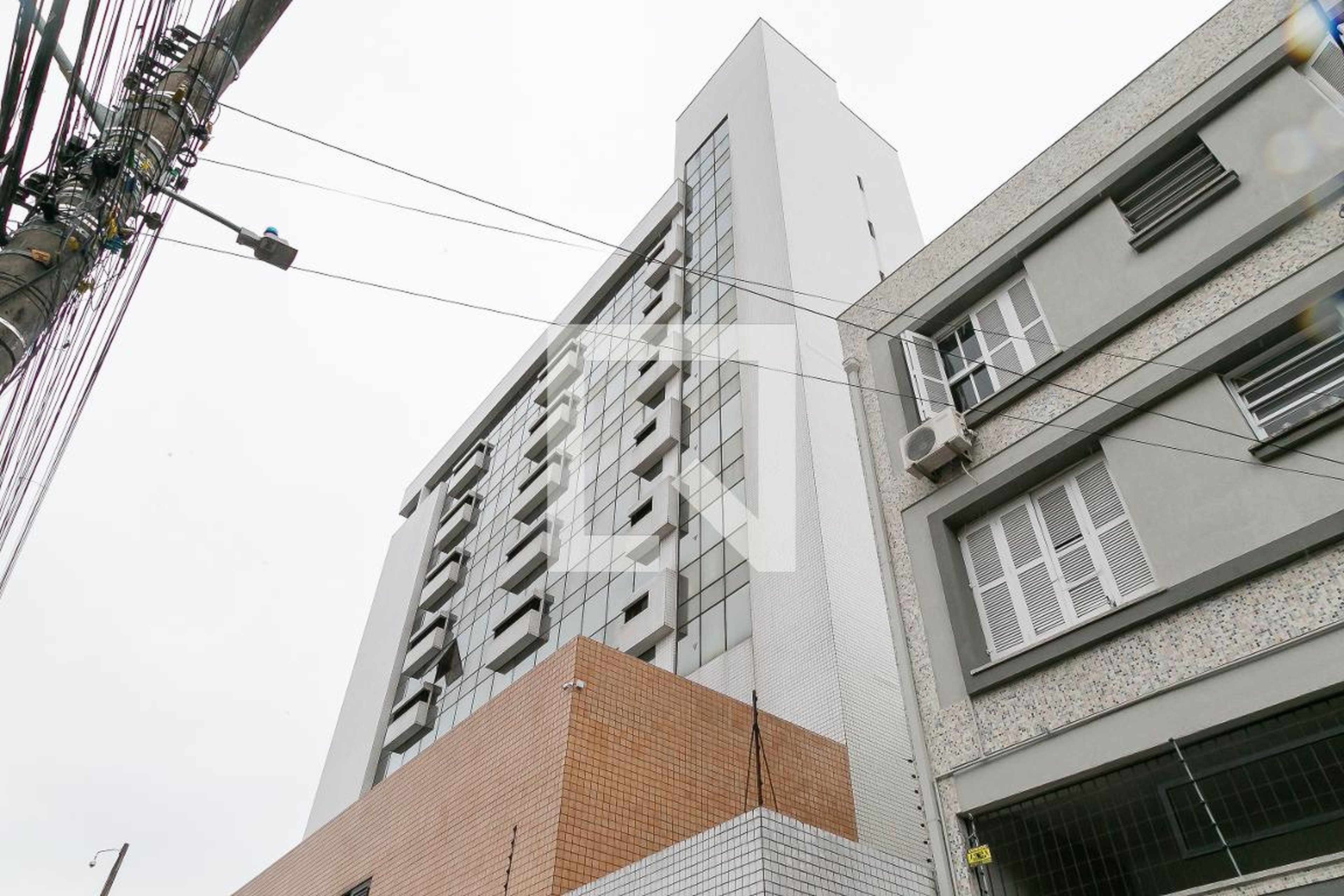 Fachada Condomínio em Rua José de Alencar, 868