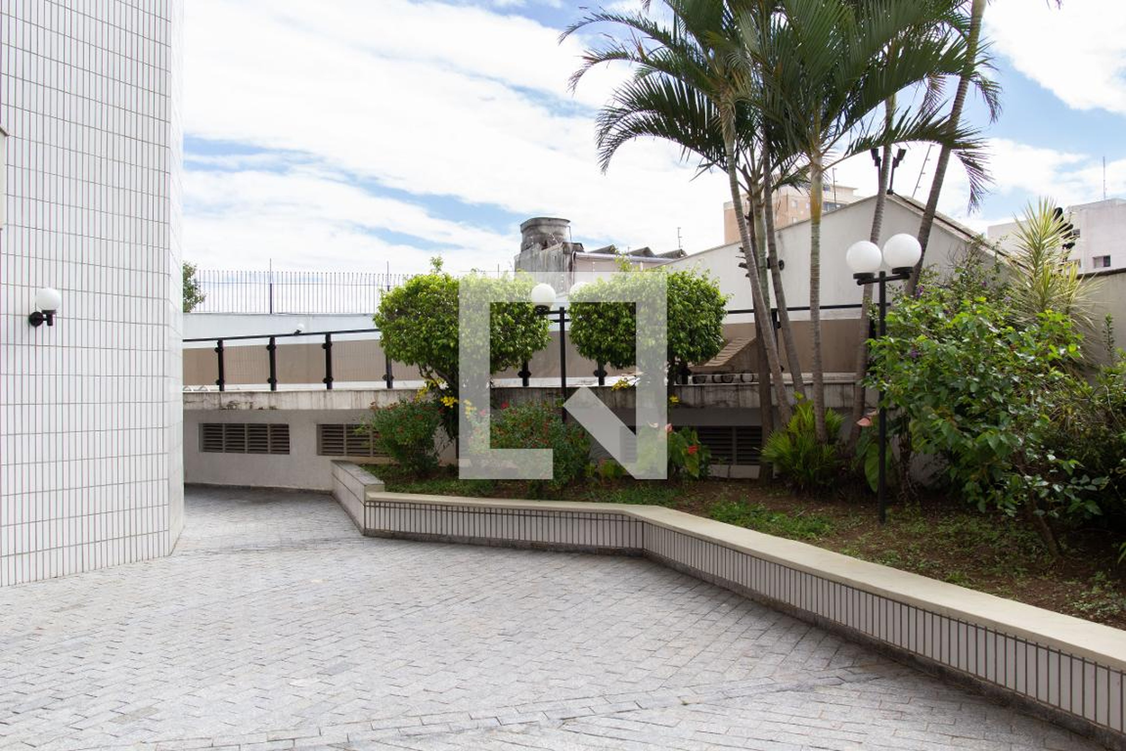 Área comum - Lopez de Gongora