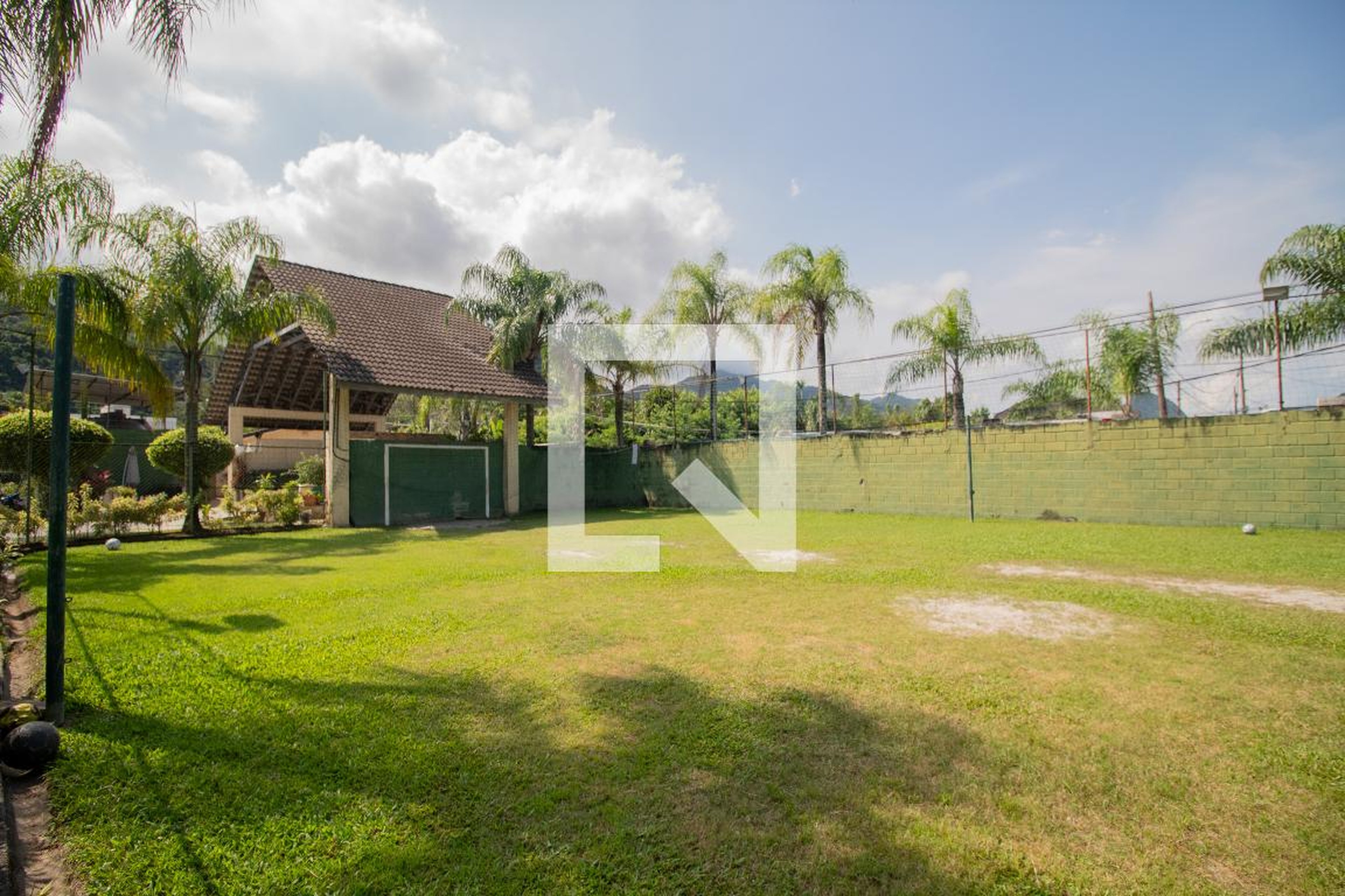 Quadra Esportiva - Village dos Oitis