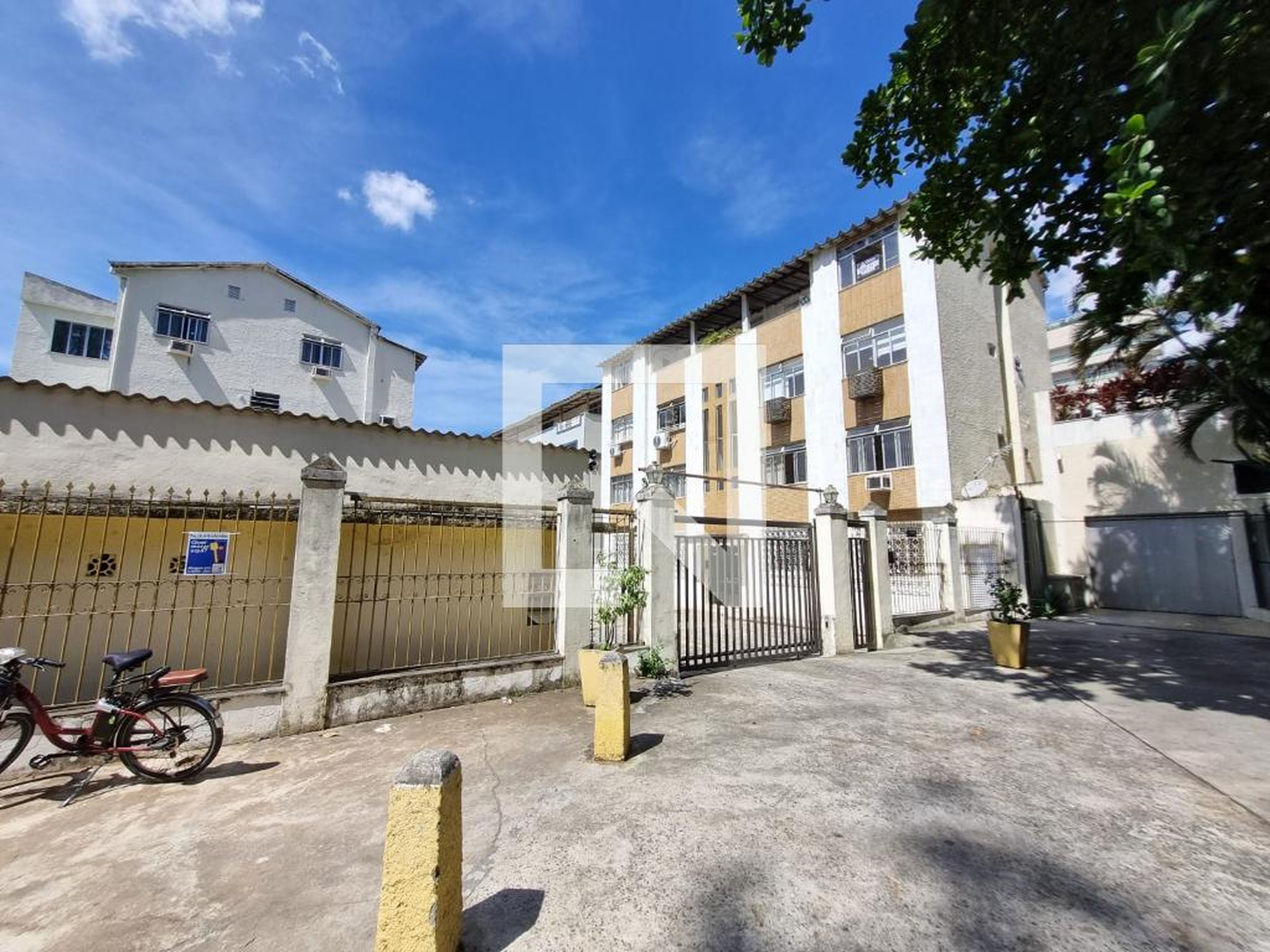 Fachada do Condomínio Condomínio São Domingos