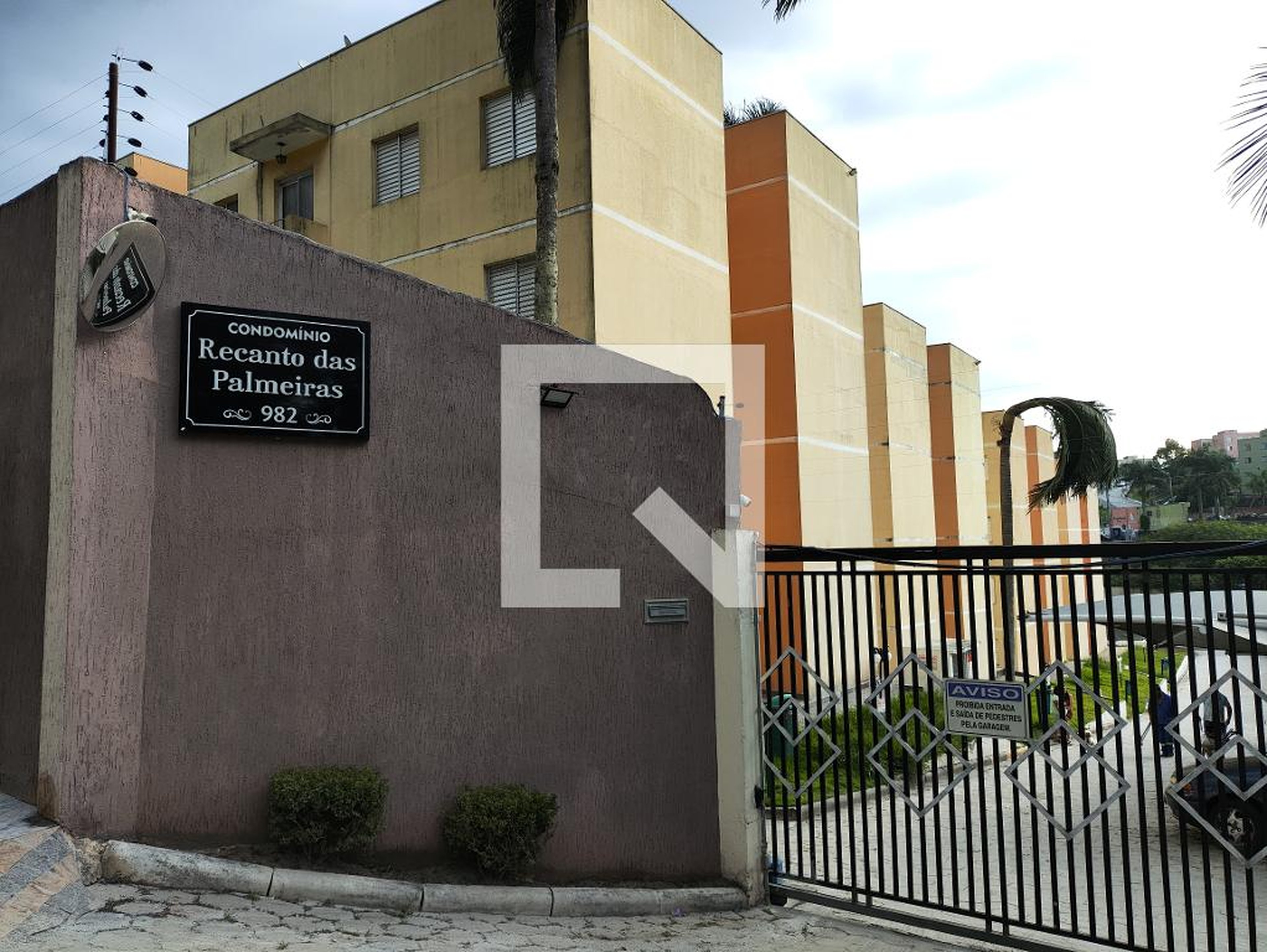Fachada Condomínio Recanto das Palmeiras