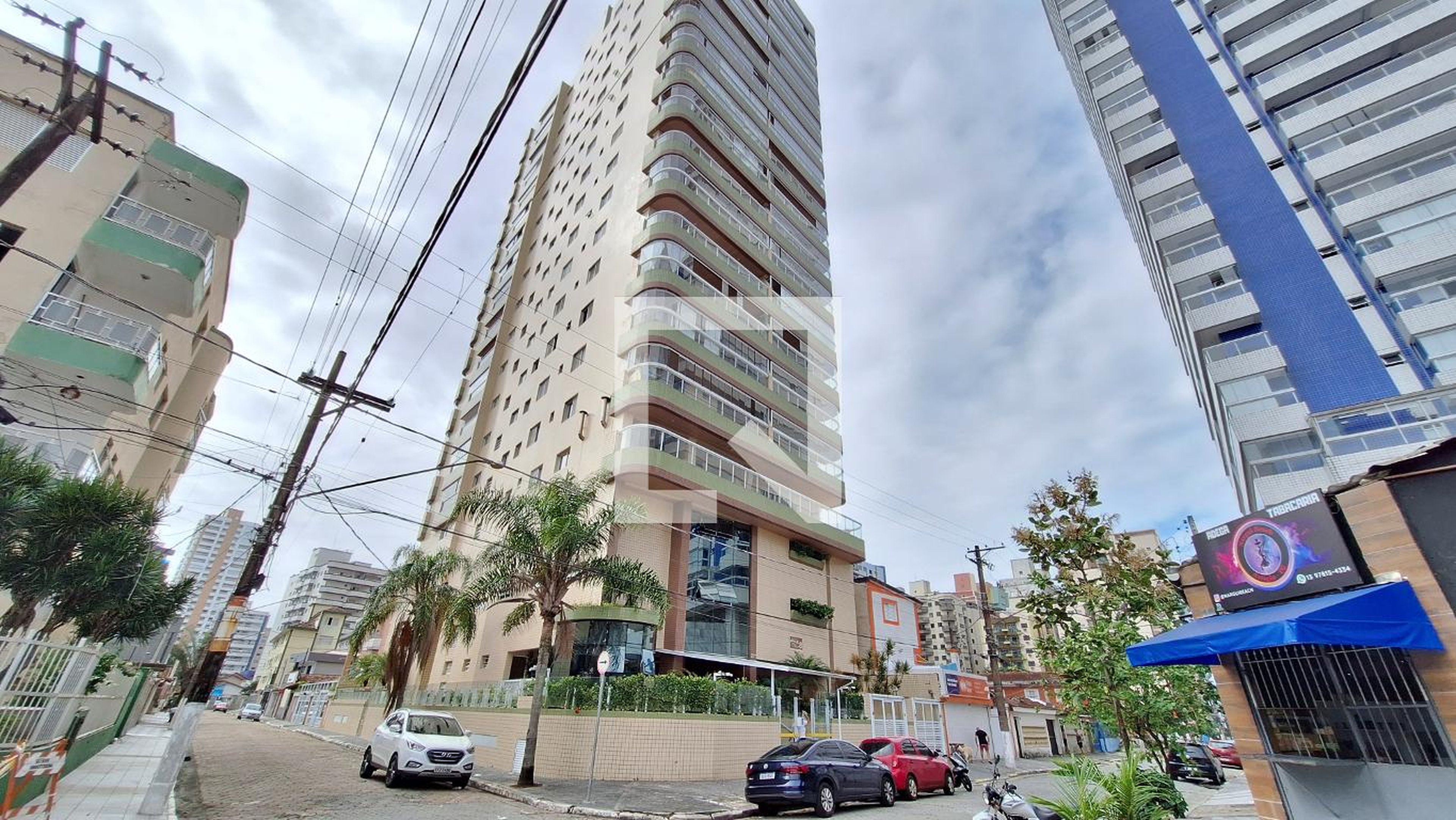 Fachada Condomínio Max 8