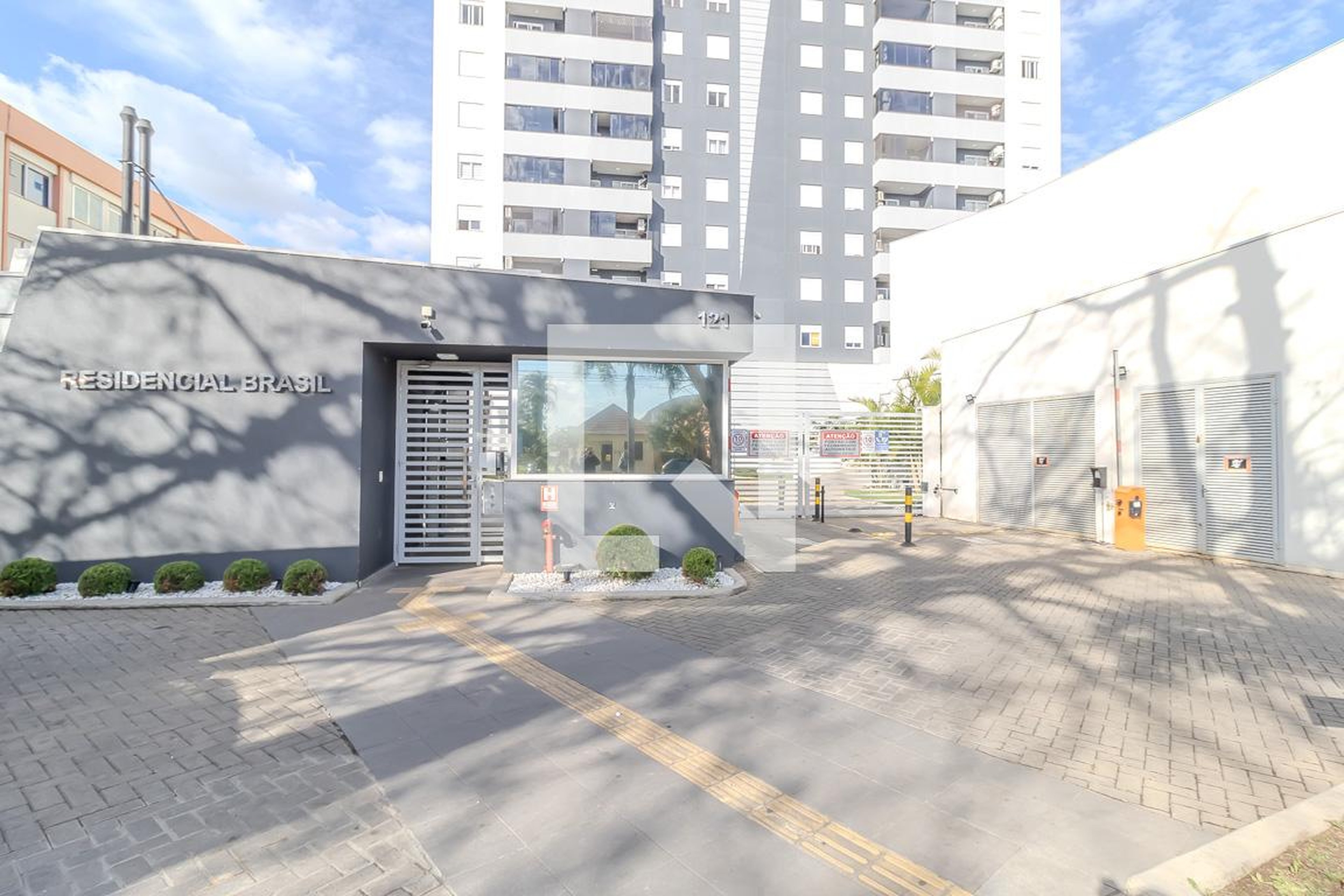 Fachada do condomínio Residencial Villaggio Brasil