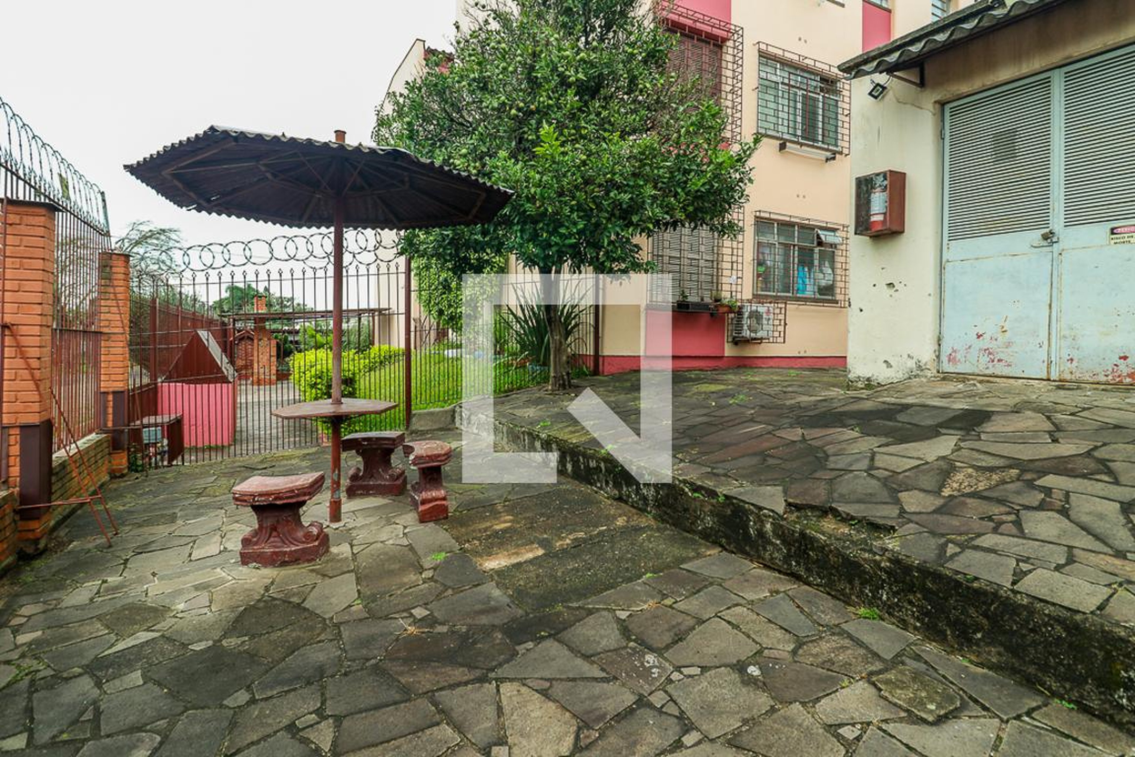 Área comum - Tristão Cunha