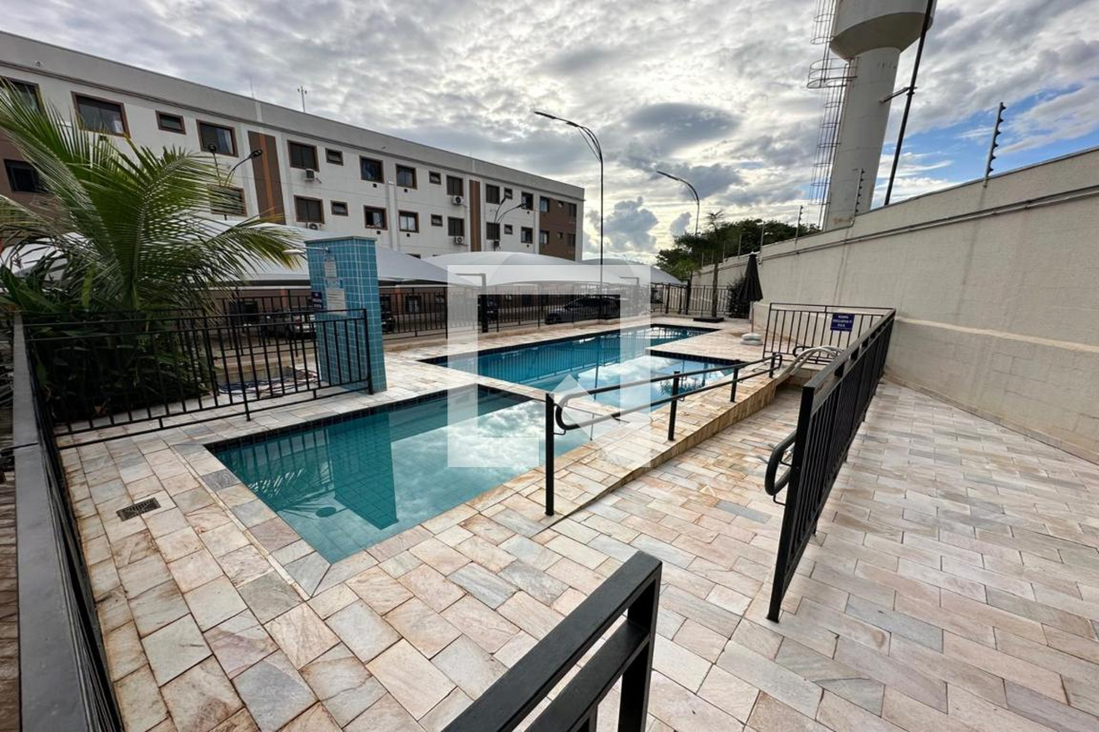 Piscina - Lar França