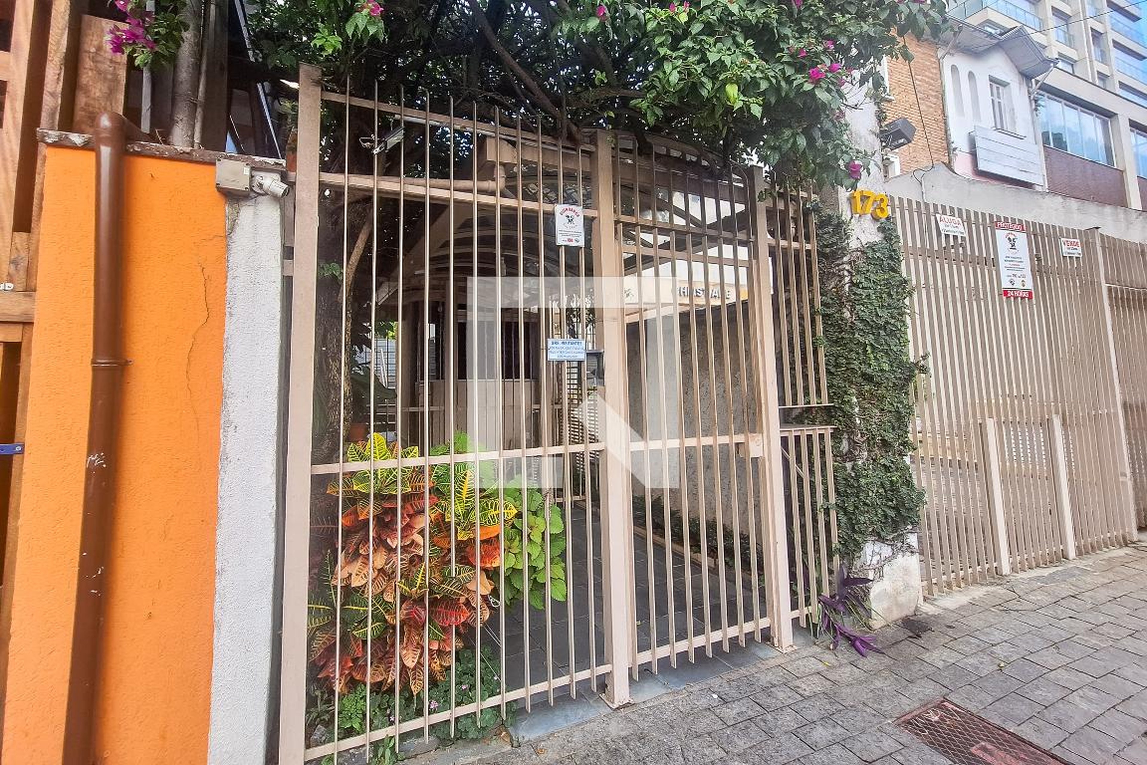 Entrada - Christiane