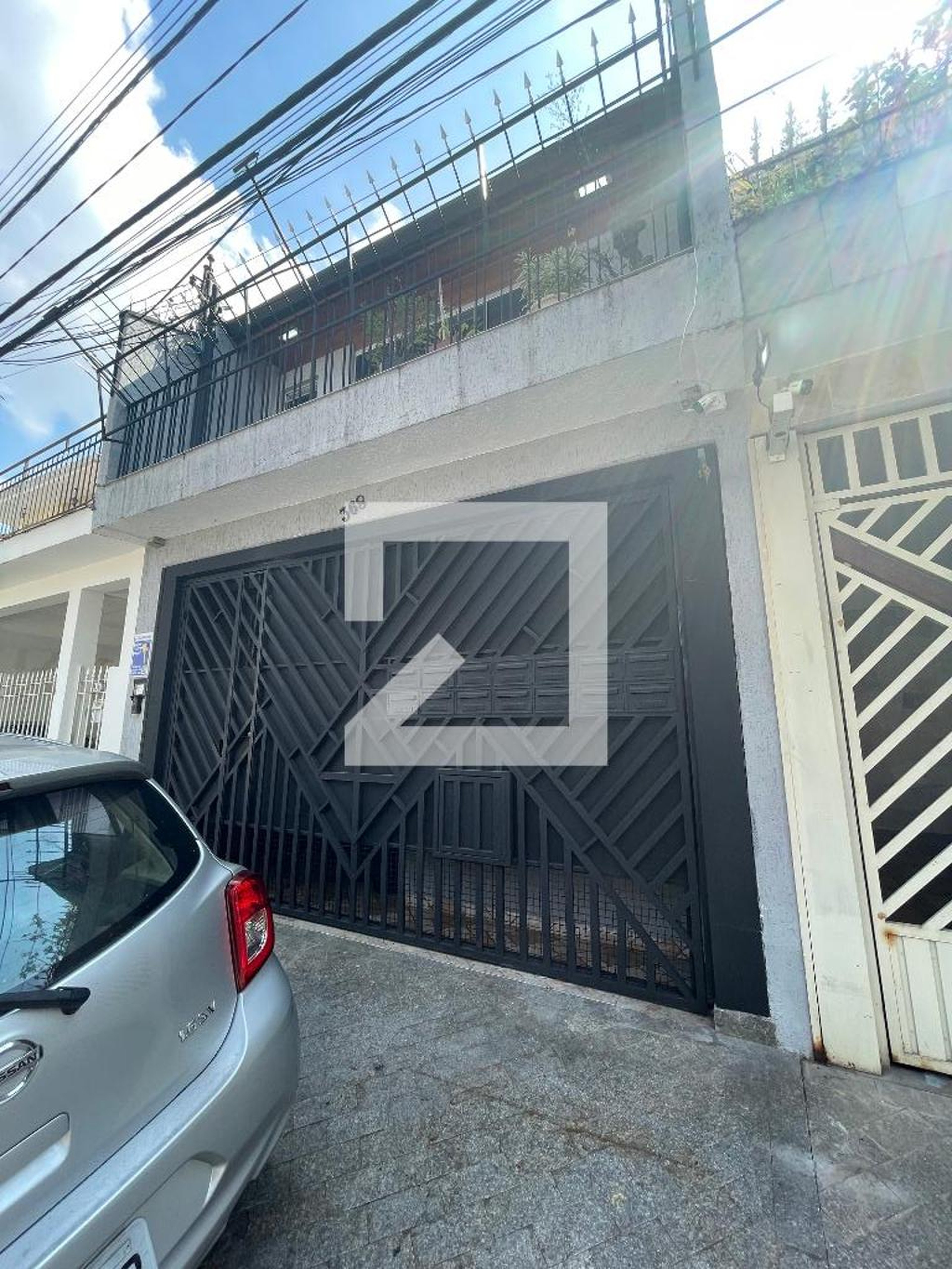 Fachada Condomínio em Rua Claudionor Alves Bastos, 367