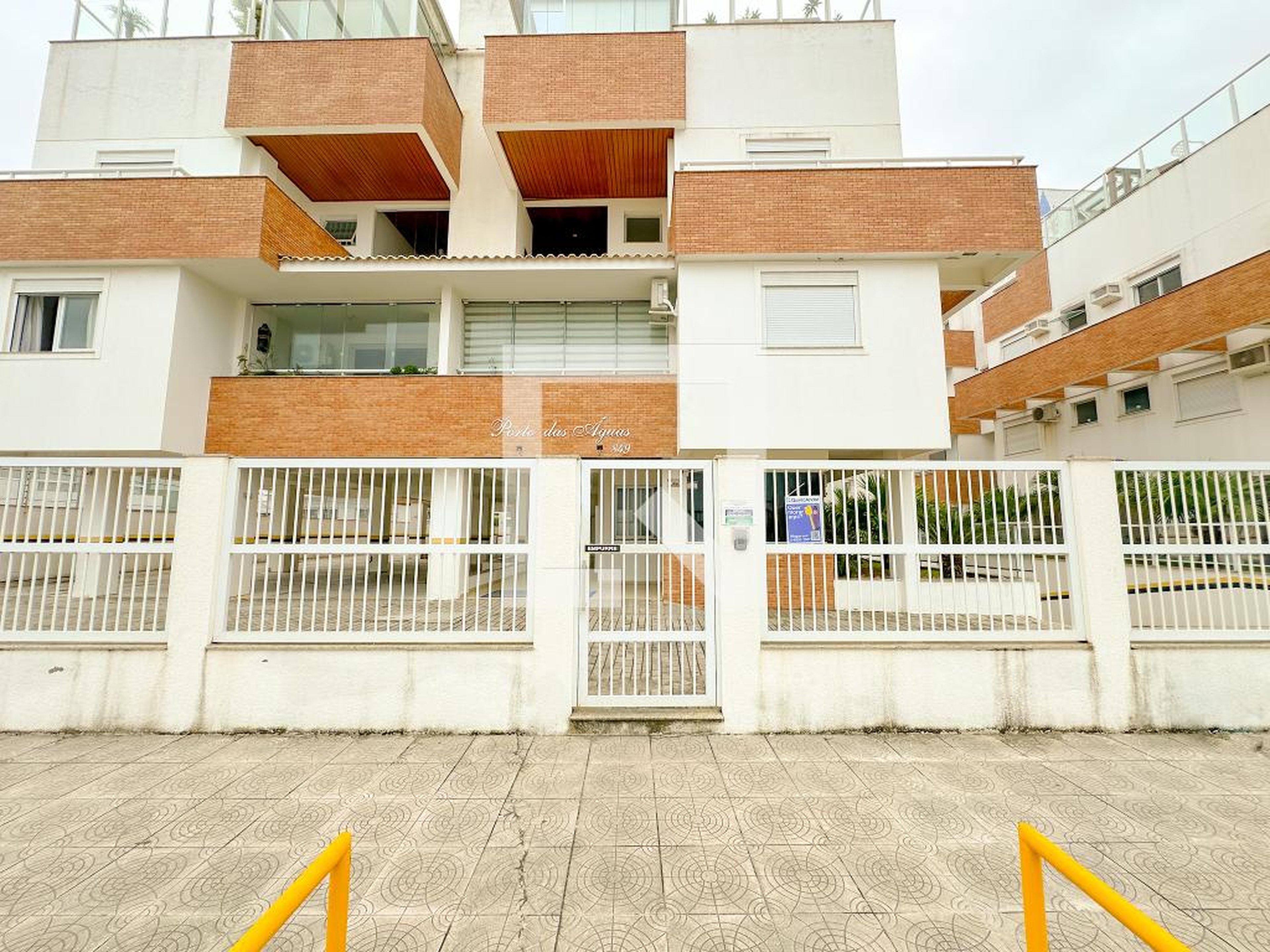Fachada Condomínio Porto Das Aguas