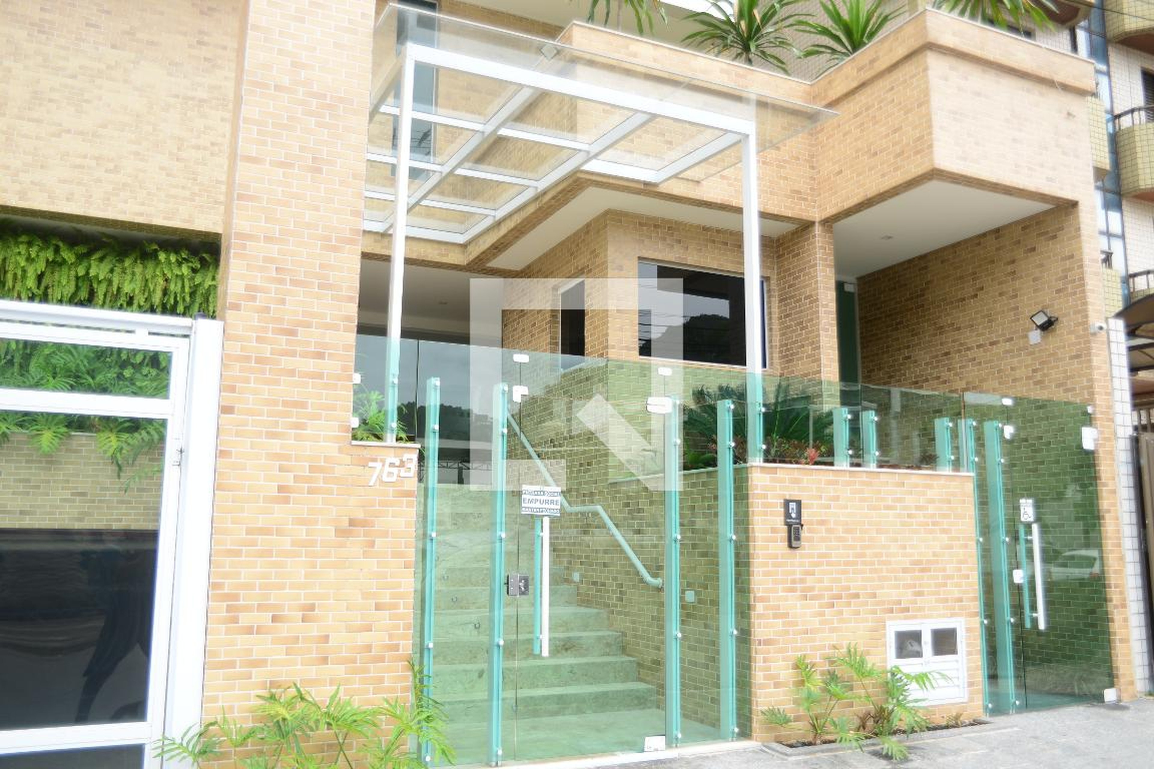 Fachada Residencial Flora Apartments