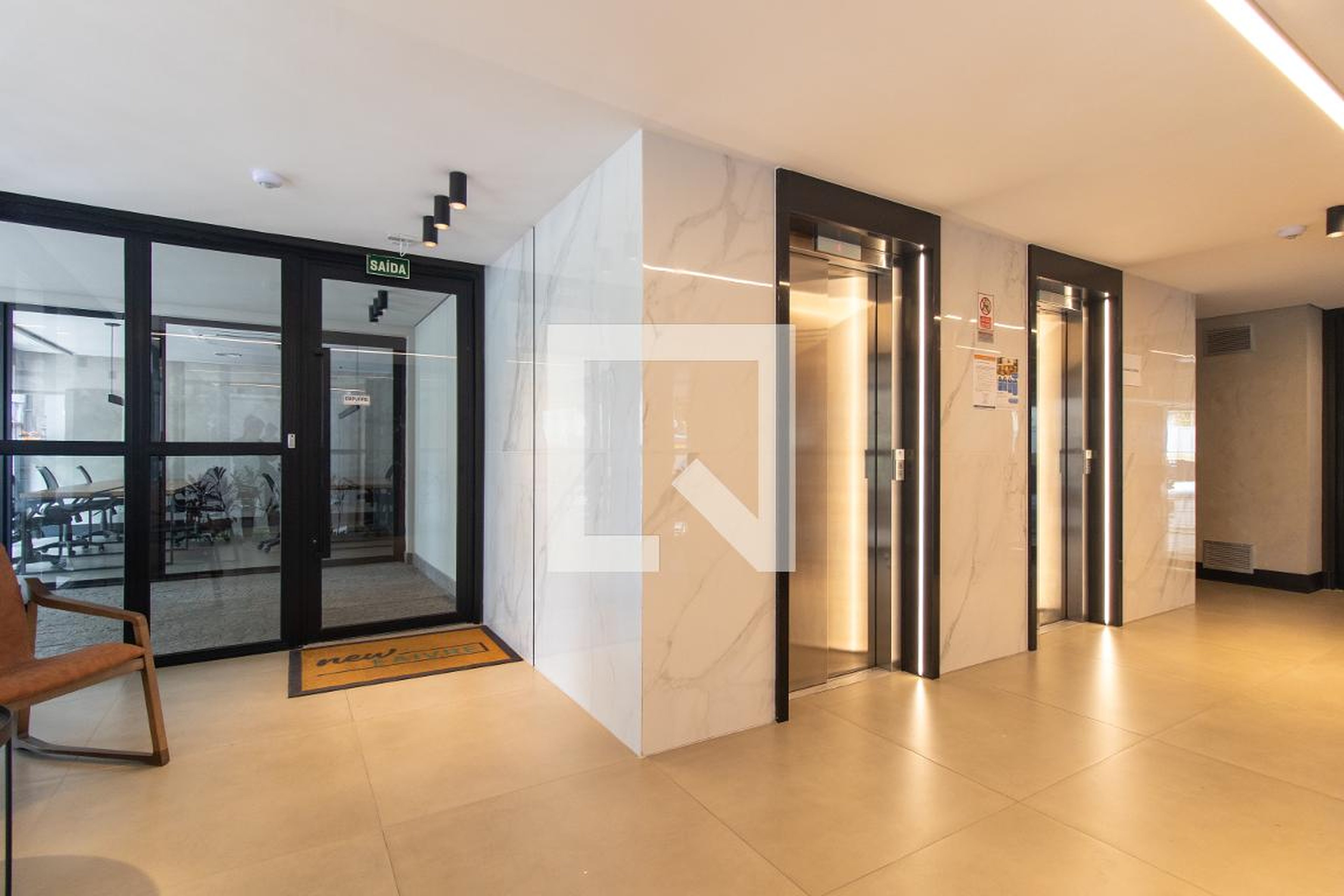 Hall entrada - Edifício New Faivre