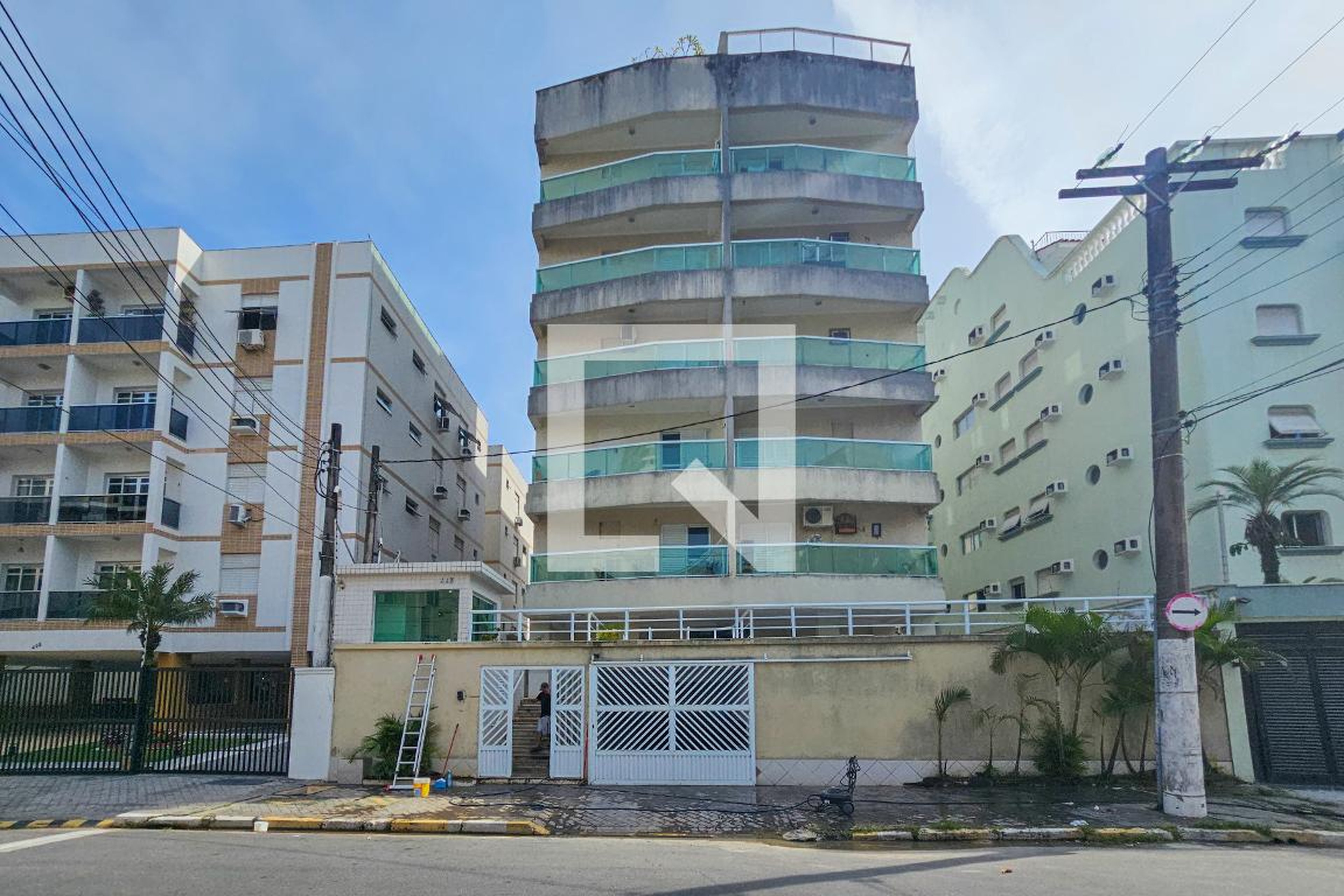 Fachada Condomínio em Avenida Gérson Maturani, 443