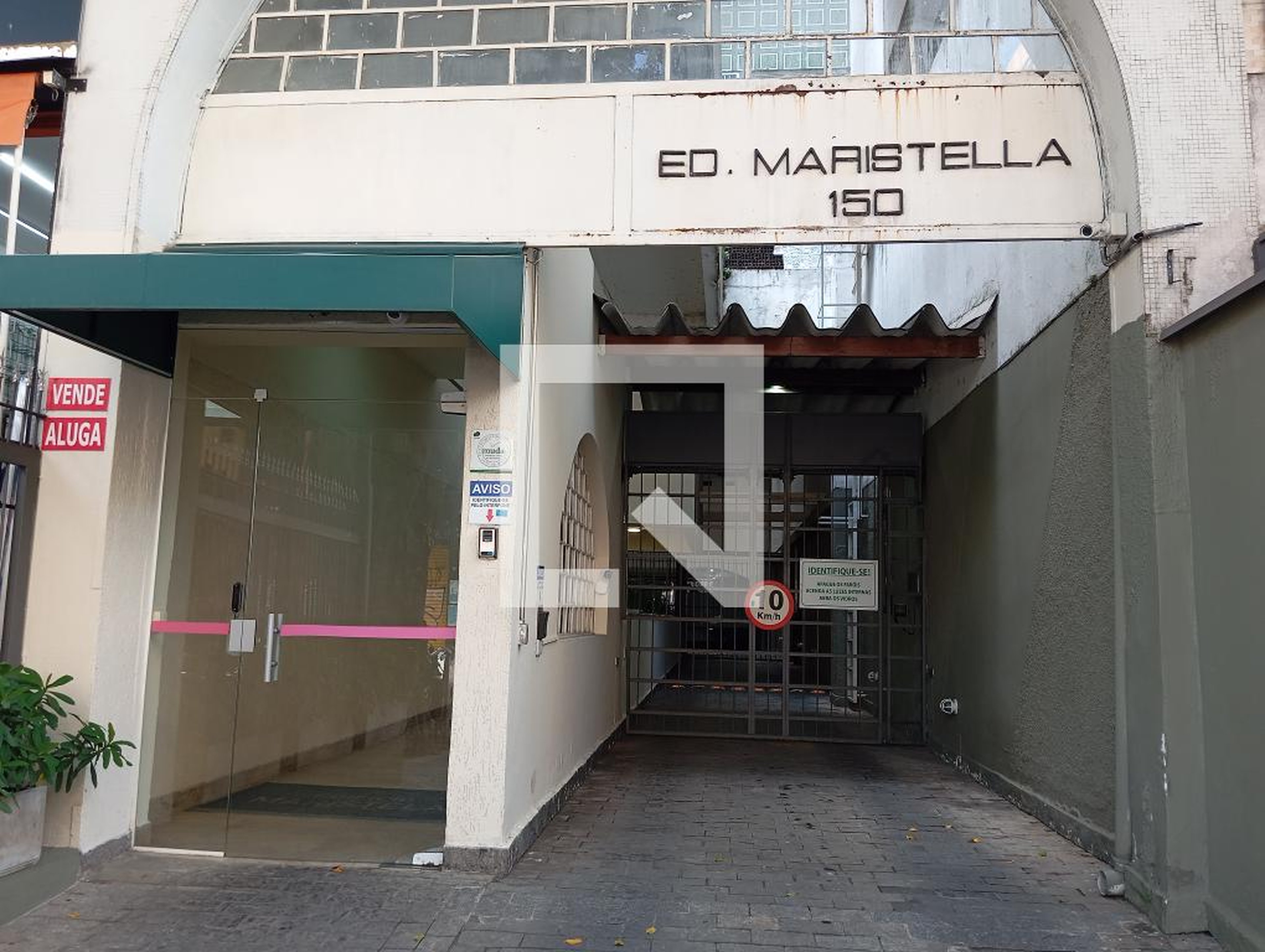 Fachada Condomínio em Rua Miami, 150