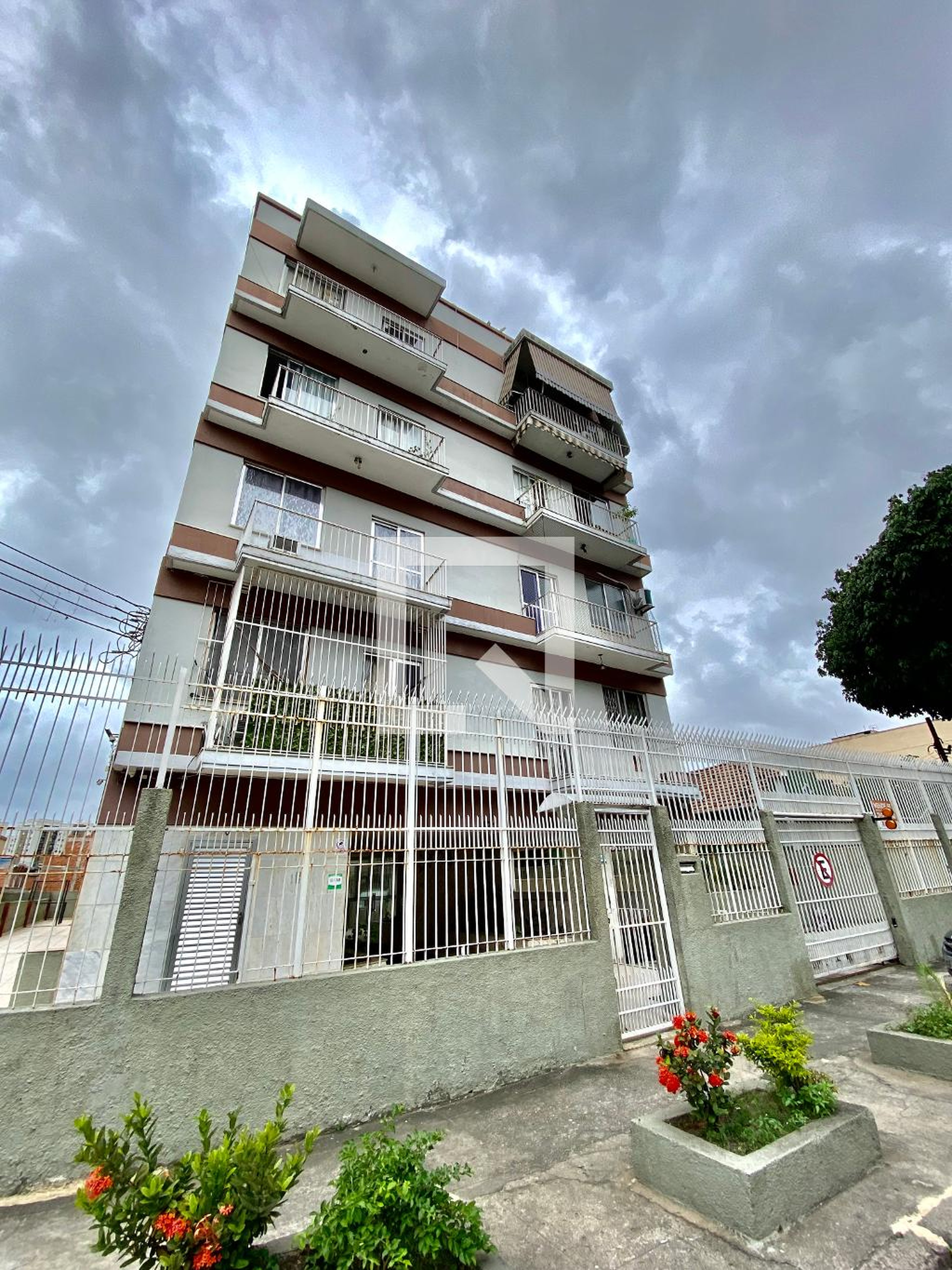 Fachada Condomínio Luísa Vale